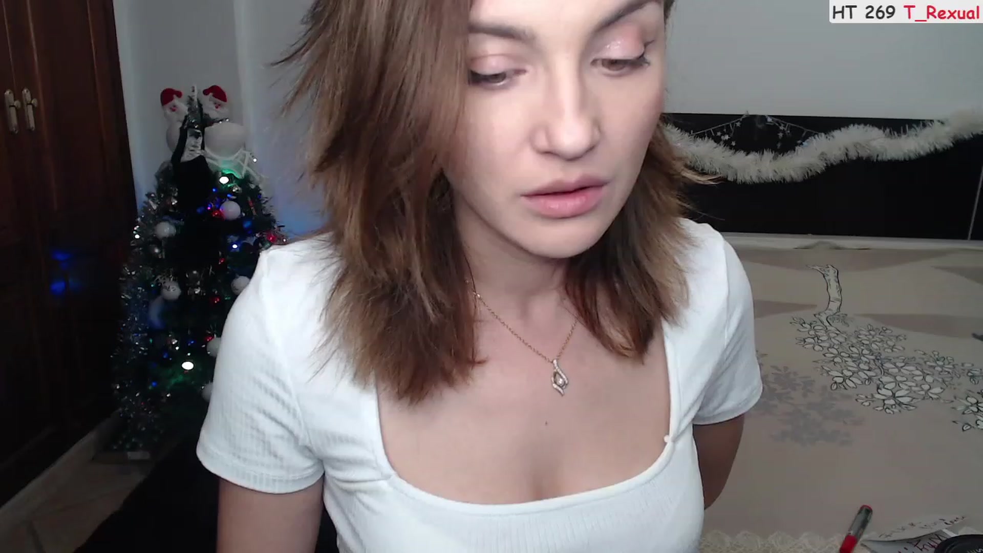 Gallery image thumbnail from Deeleerious's myfreecams stream on, 12/31/2022, 24:41 image 15 of 20