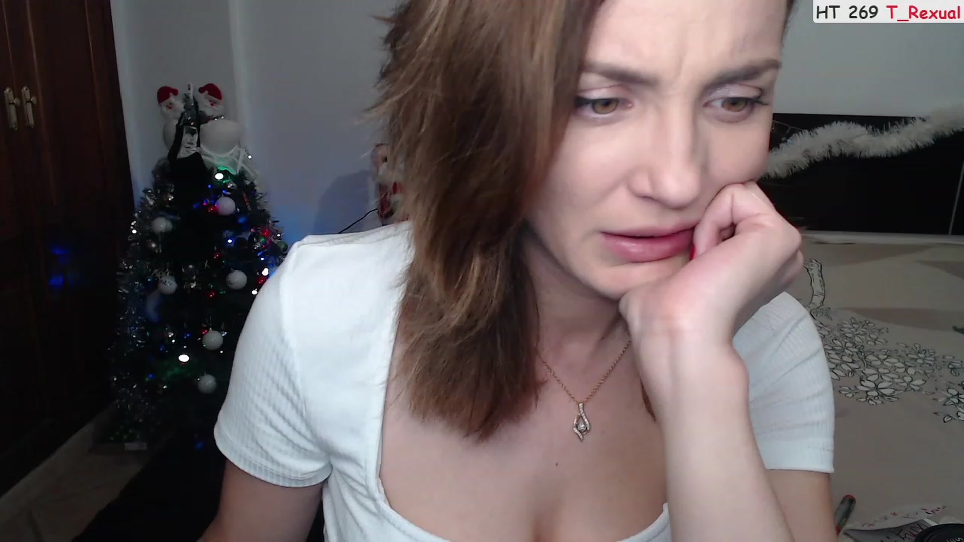 Gallery image thumbnail from Deeleerious's myfreecams stream on, 12/31/2022, 24:41 image 19 of 20