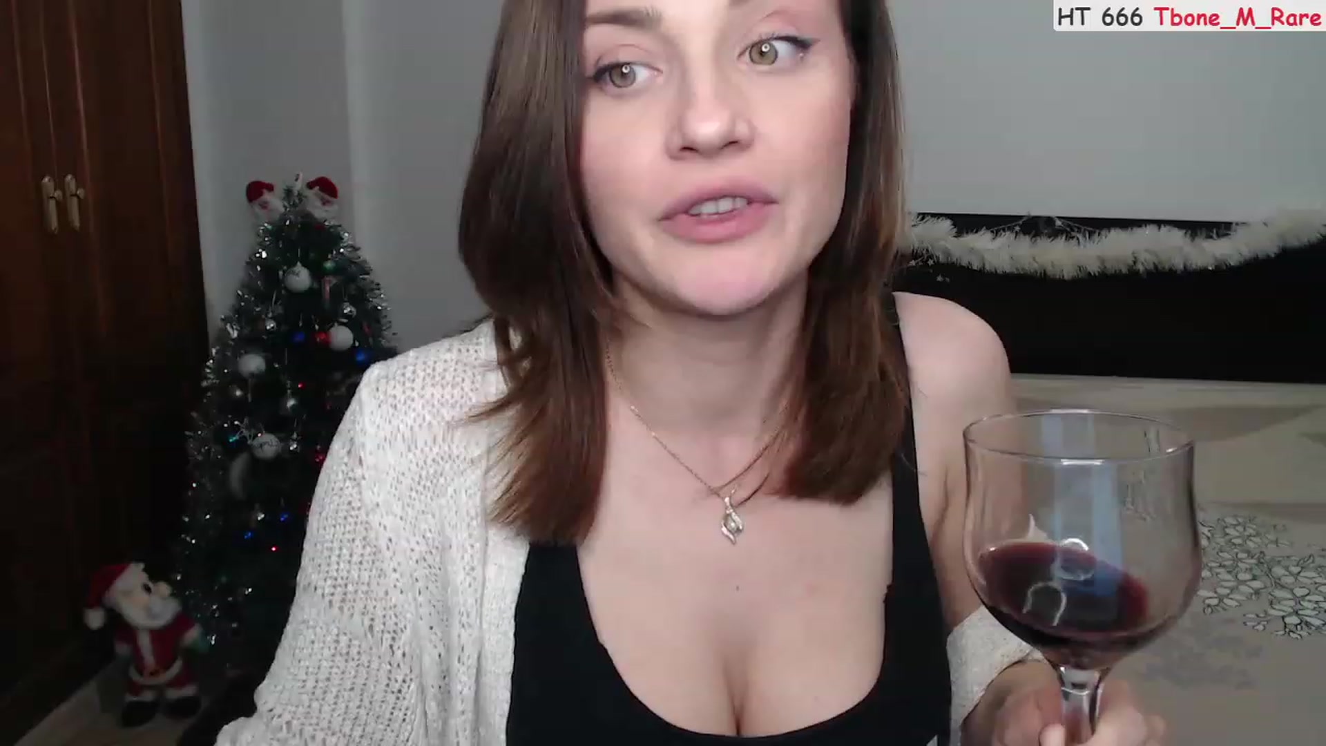 Gallery image thumbnail from Deeleerious's myfreecams stream on, 01/04/2023, 24:02 image 12 of 20