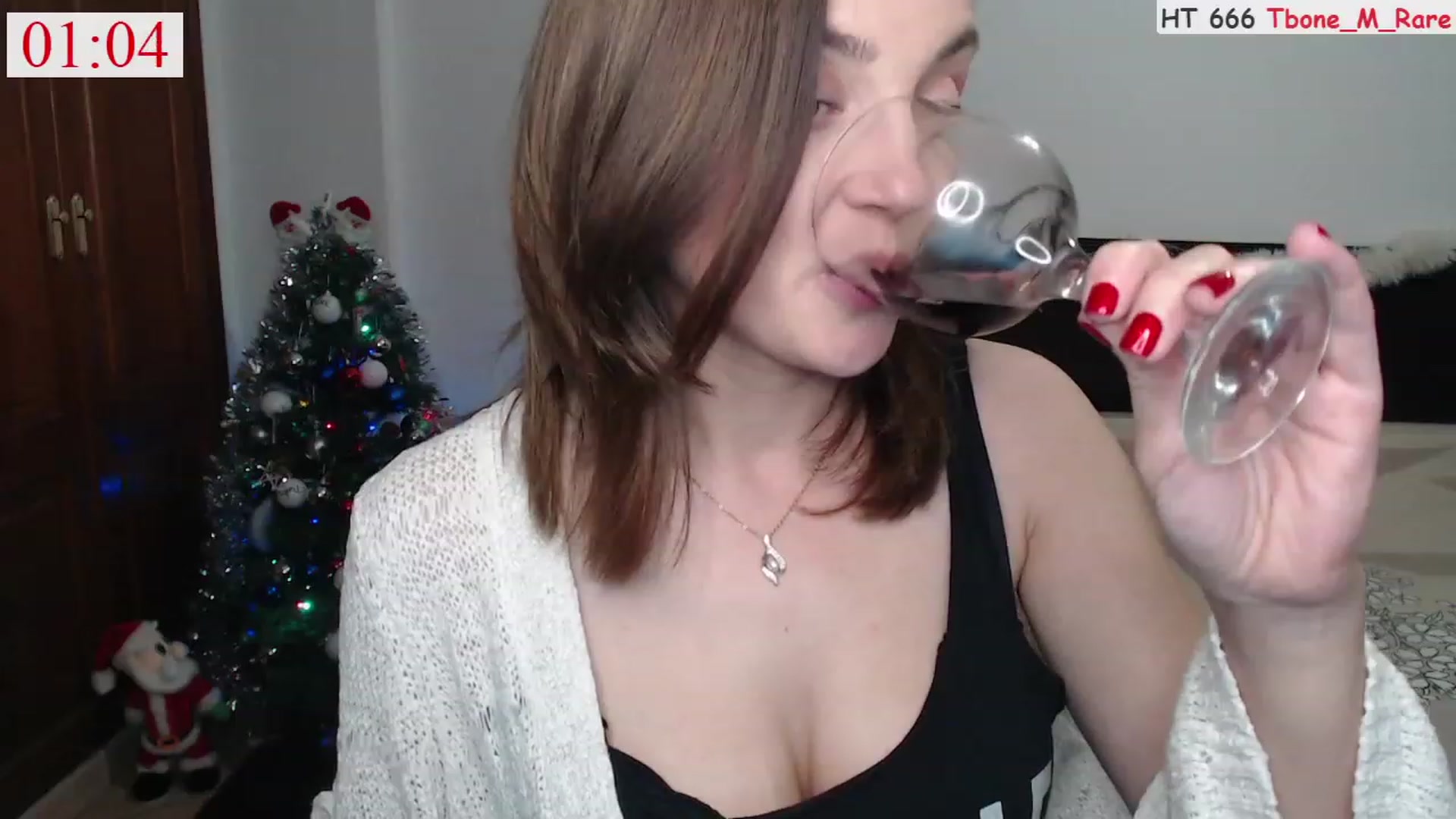 Gallery image thumbnail from Deeleerious's myfreecams stream on, 01/04/2023, 24:02 image 18 of 20