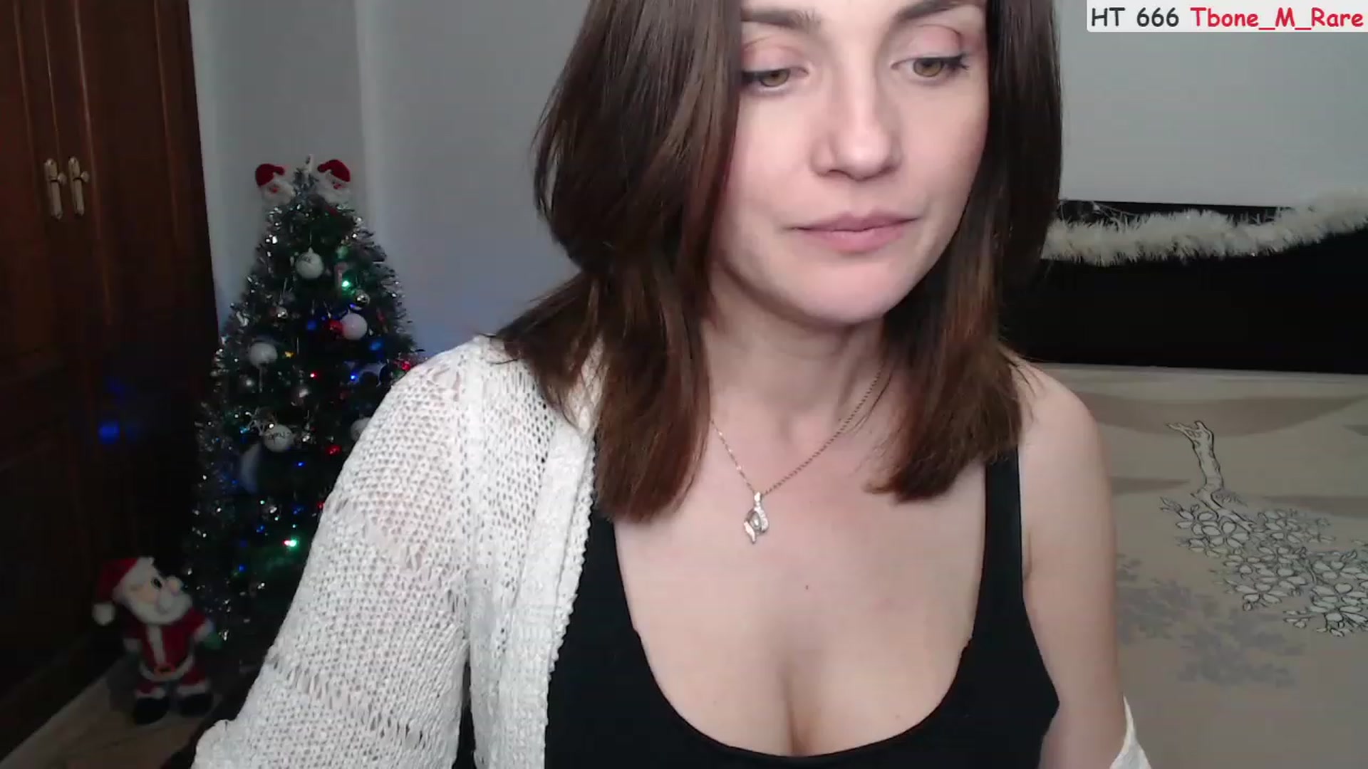 Gallery image thumbnail from Deeleerious's myfreecams stream on, 01/04/2023, 24:59 image 7 of 20