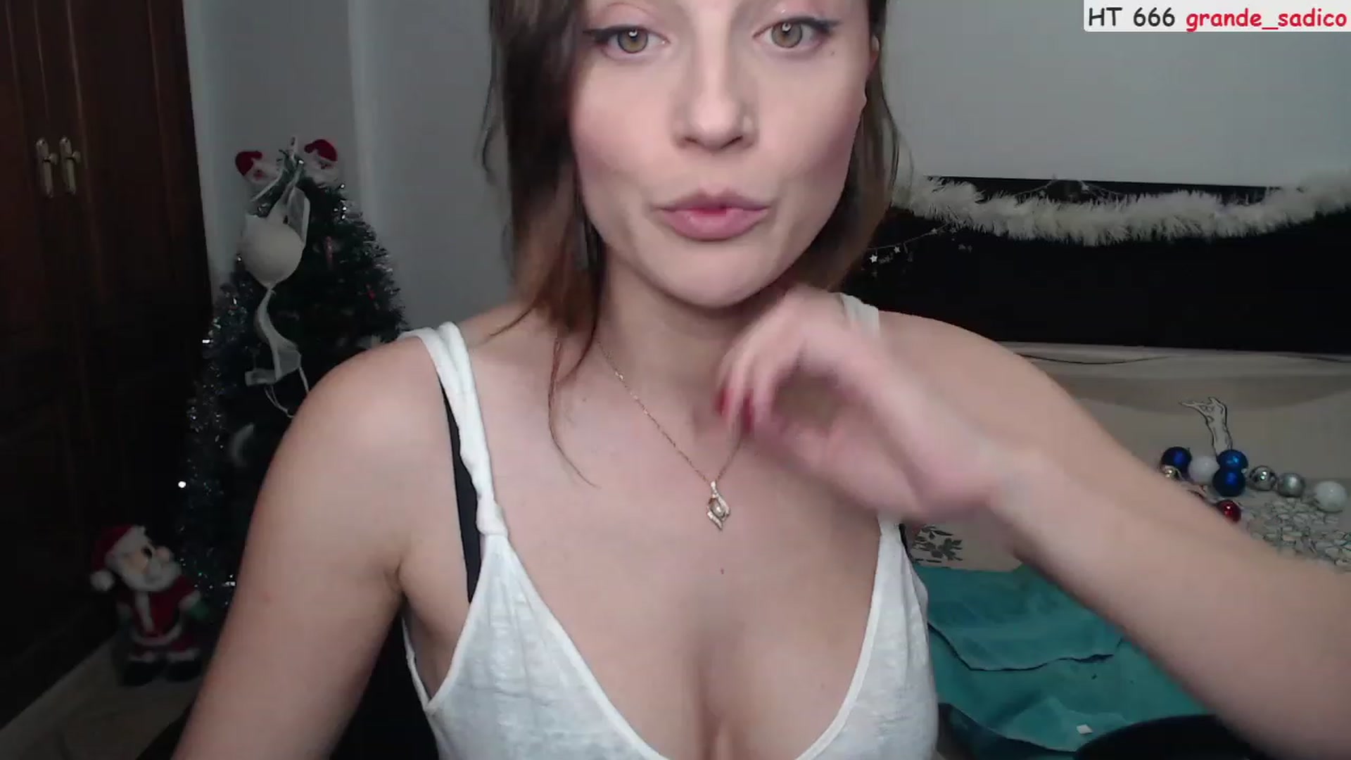 Gallery image thumbnail from Deeleerious's myfreecams stream on, 01/08/2023, 01:11 image 7 of 20