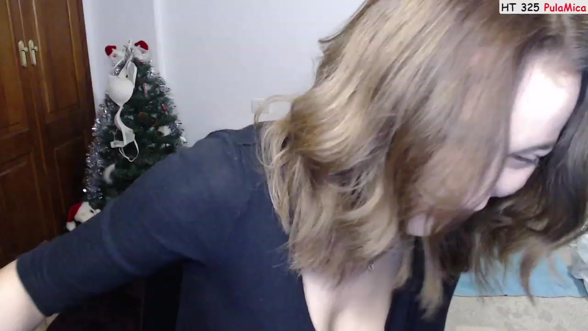Gallery image thumbnail from Deeleerious's myfreecams stream on, 01/09/2023, 02:23 image 11 of 20