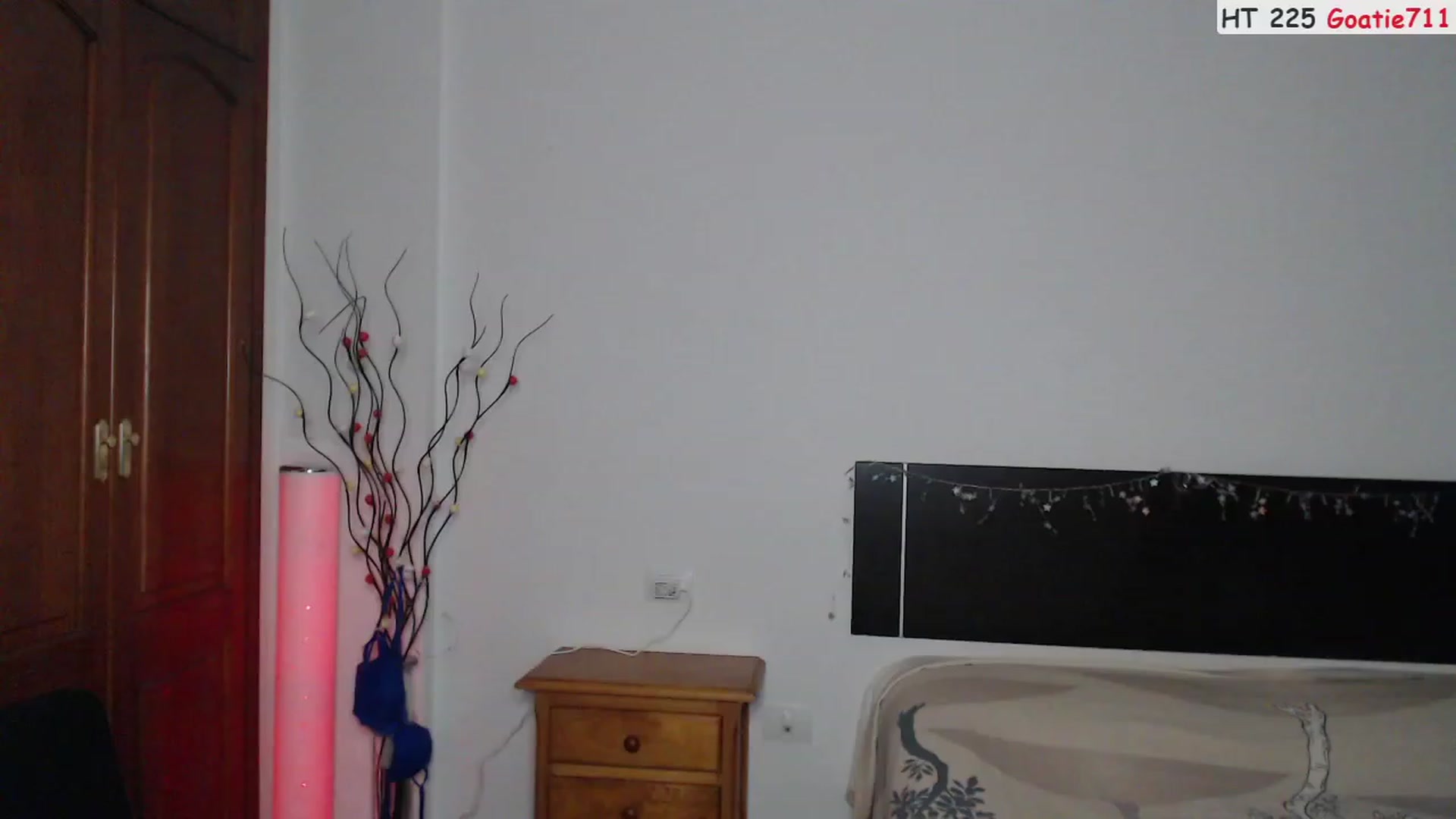 Gallery image thumbnail from Deeleerious's myfreecams stream on, 01/21/2023, 24:02 image 18 of 20