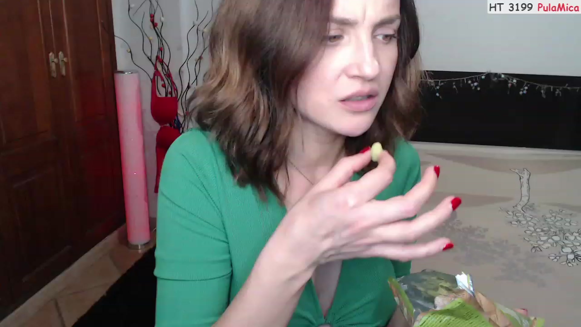 Gallery image thumbnail from Deeleerious's myfreecams stream on, 01/23/2023, 24:02 image 13 of 20