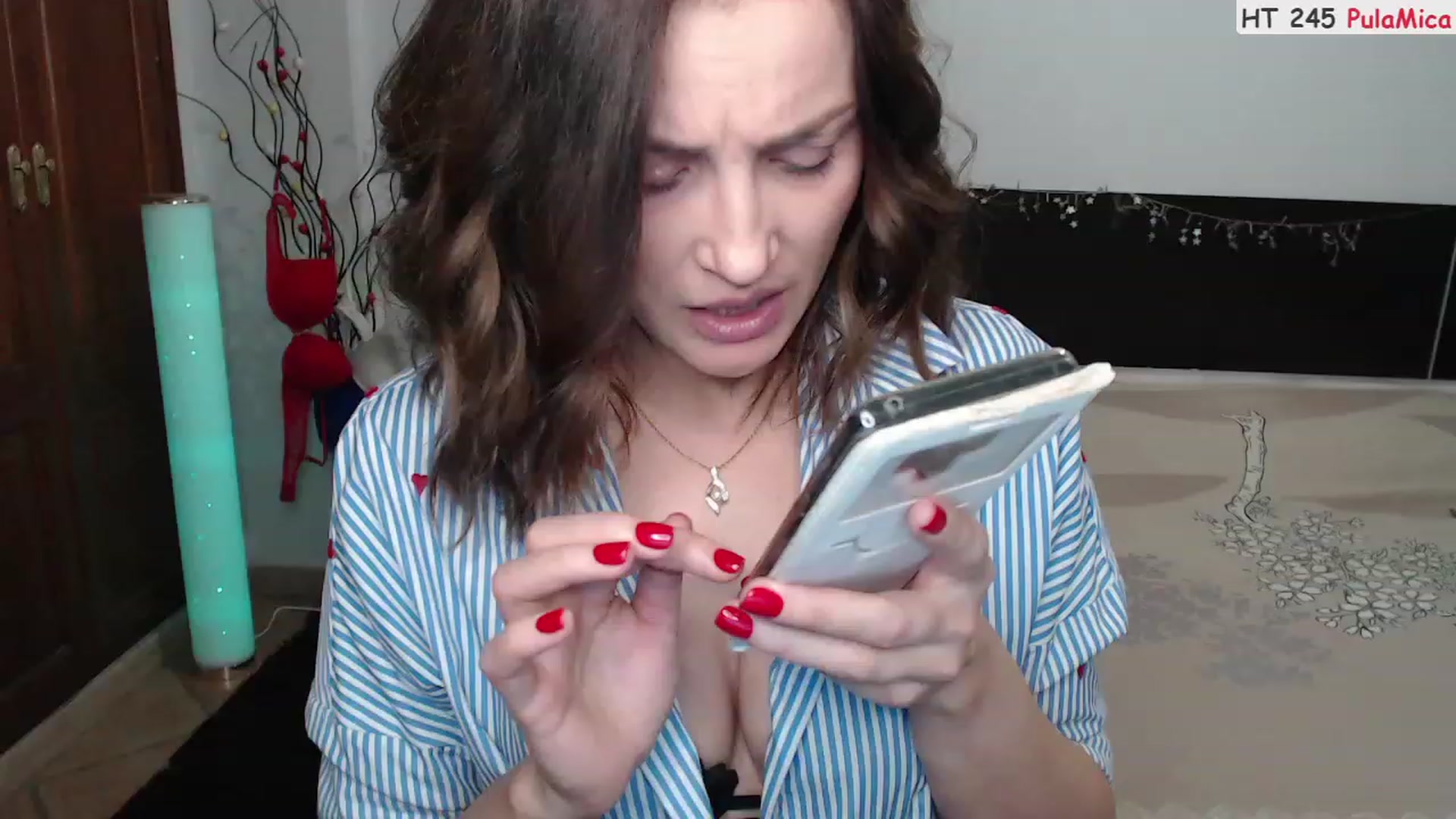 Gallery image thumbnail from Deeleerious's myfreecams stream on, 01/30/2023, 24:02 image 6 of 20