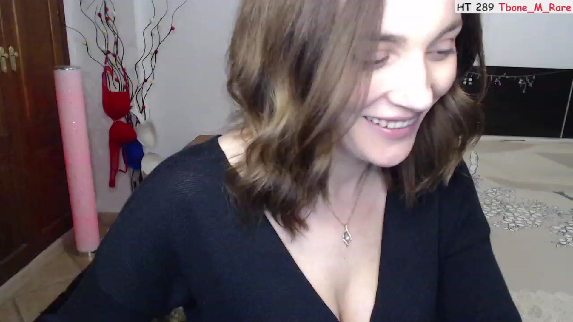 Gallery image thumbnail from Deeleerious's myfreecams stream on, 02/01/2023, 24:58 image 13 of 20