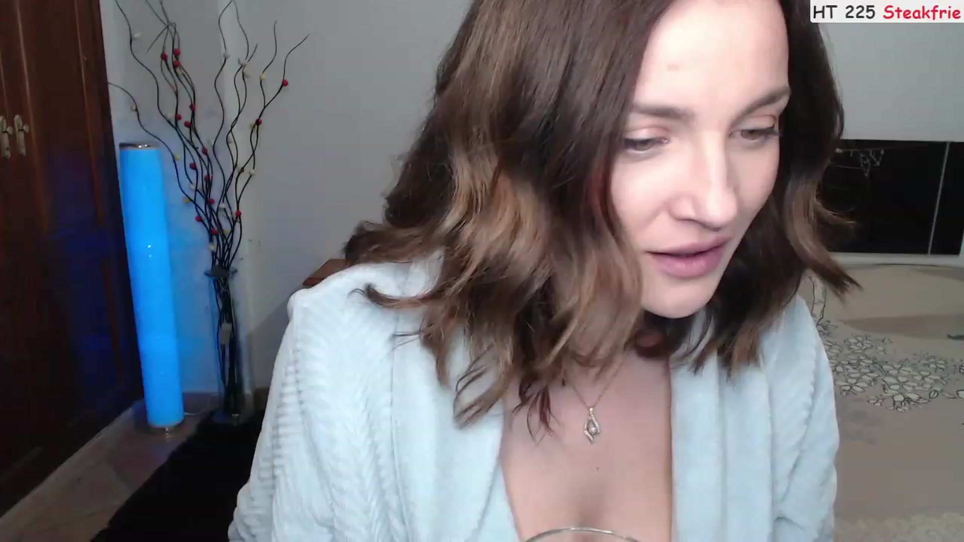 Gallery image thumbnail from Deeleerious's myfreecams stream on, 02/03/2023, 23:52 image 5 of 20