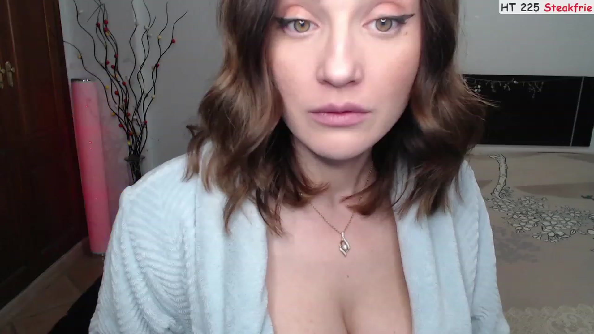 Gallery image thumbnail from Deeleerious's myfreecams stream on, 02/03/2023, 23:52 image 11 of 20
