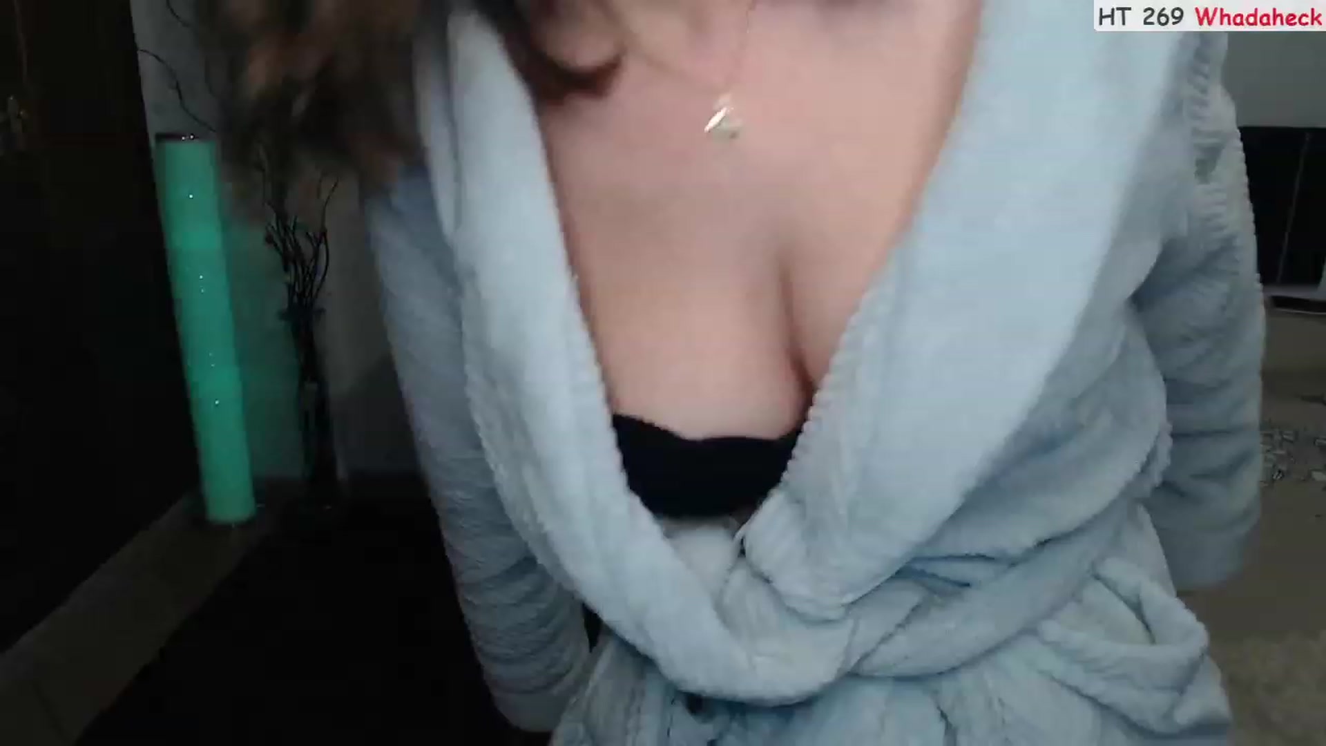 Gallery image thumbnail from Deeleerious's myfreecams stream on, 02/04/2023, 01:52 image 2 of 20