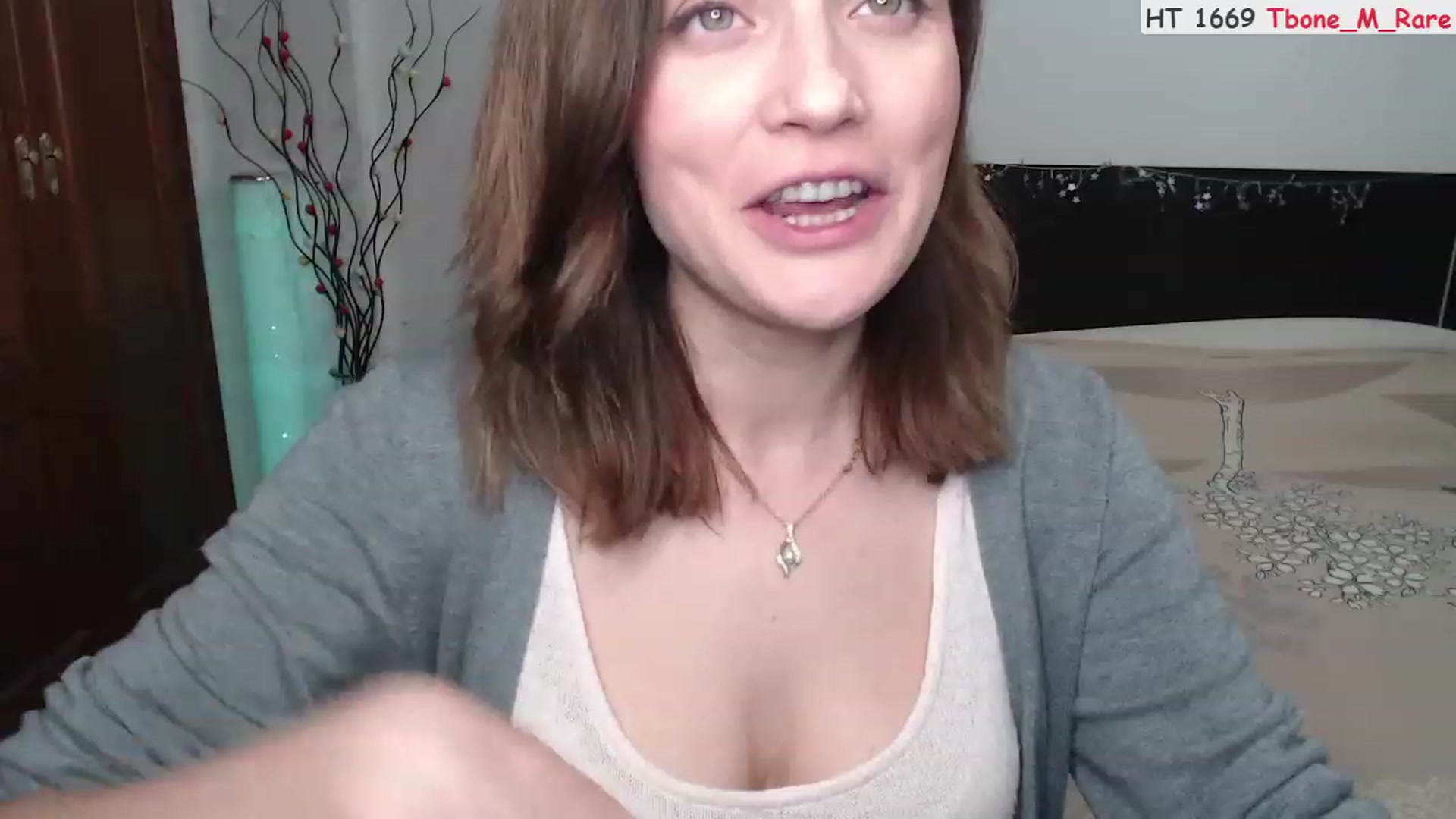 Gallery image thumbnail from Deeleerious's myfreecams stream on, 02/08/2023, 24:03 image 19 of 20
