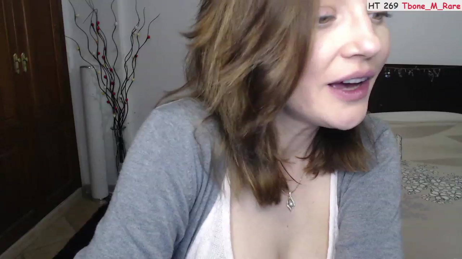Gallery image thumbnail from Deeleerious's myfreecams stream on, 02/08/2023, 24:03 image 10 of 20