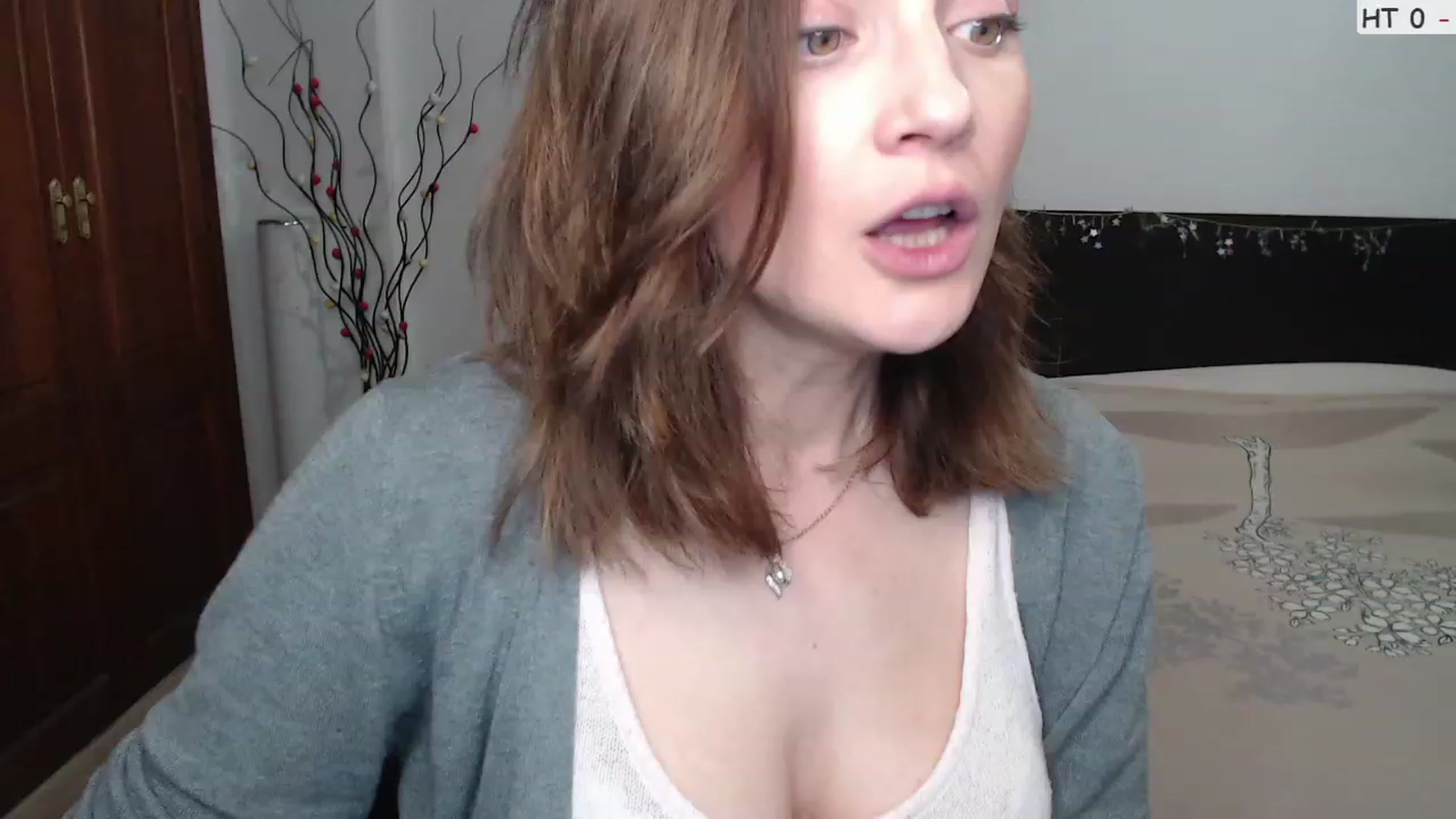 Gallery image thumbnail from Deeleerious's myfreecams stream on, 02/08/2023, 24:03 image 2 of 20