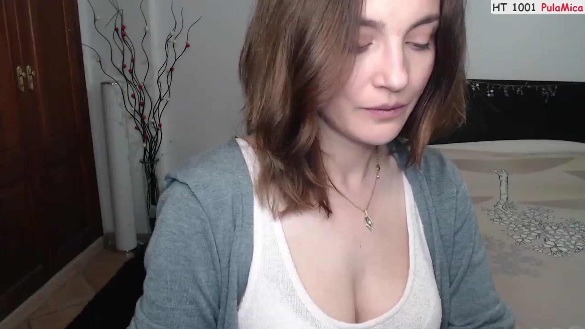 Gallery image thumbnail from Deeleerious's myfreecams stream on, 02/08/2023, 24:03 image 13 of 20