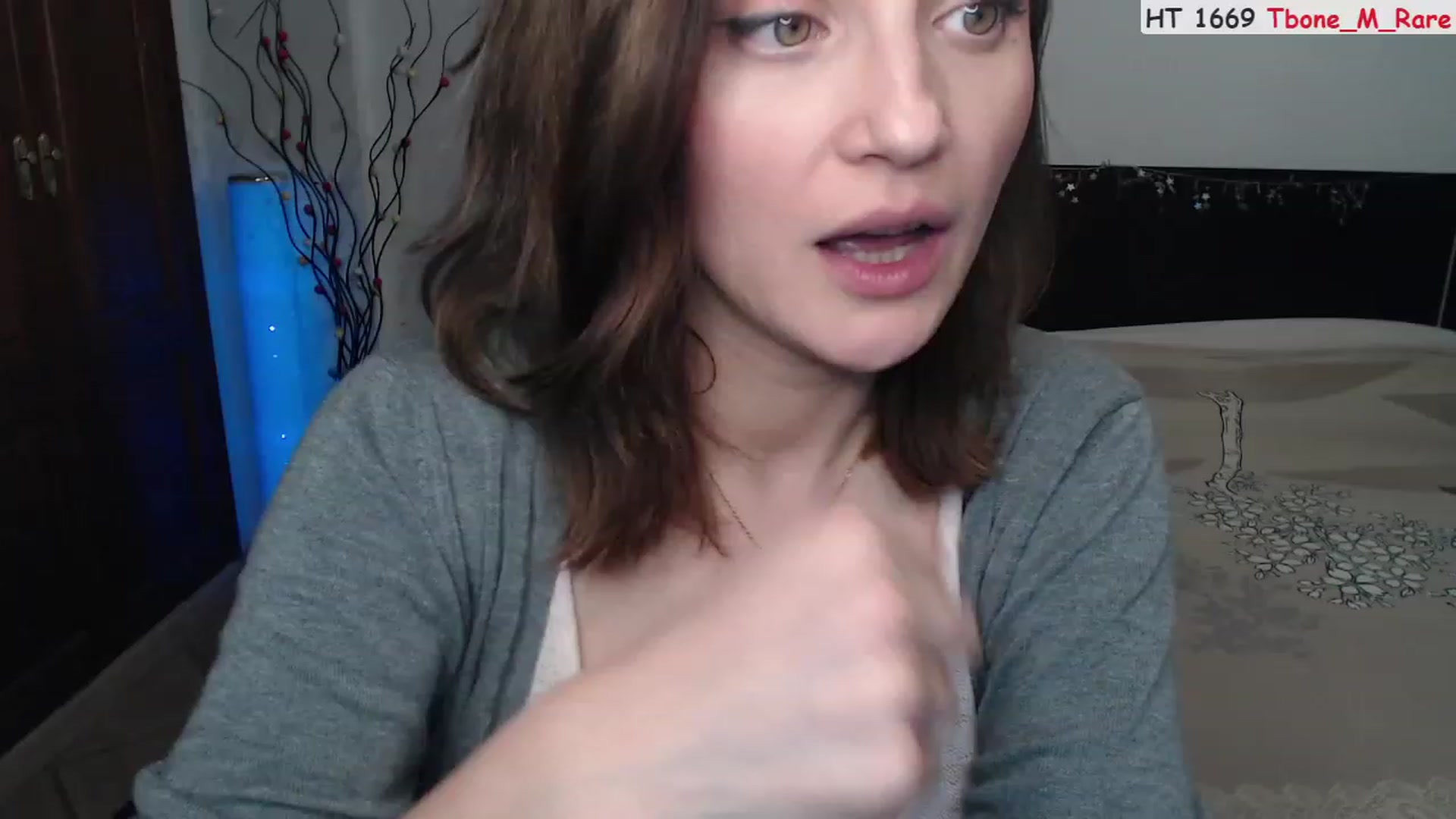 Gallery image thumbnail from Deeleerious's myfreecams stream on, 02/08/2023, 01:29 image 7 of 20