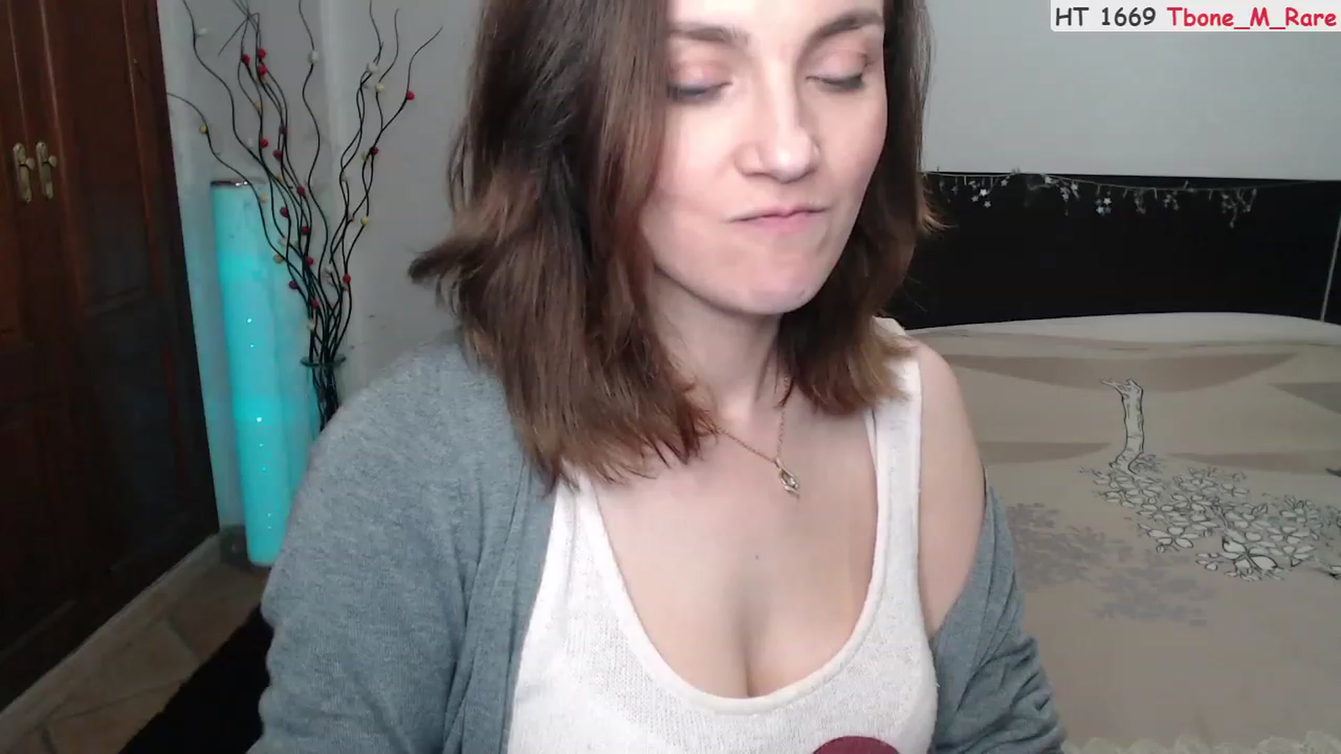 Gallery image thumbnail from Deeleerious's myfreecams stream on, 02/08/2023, 01:29 image 16 of 20