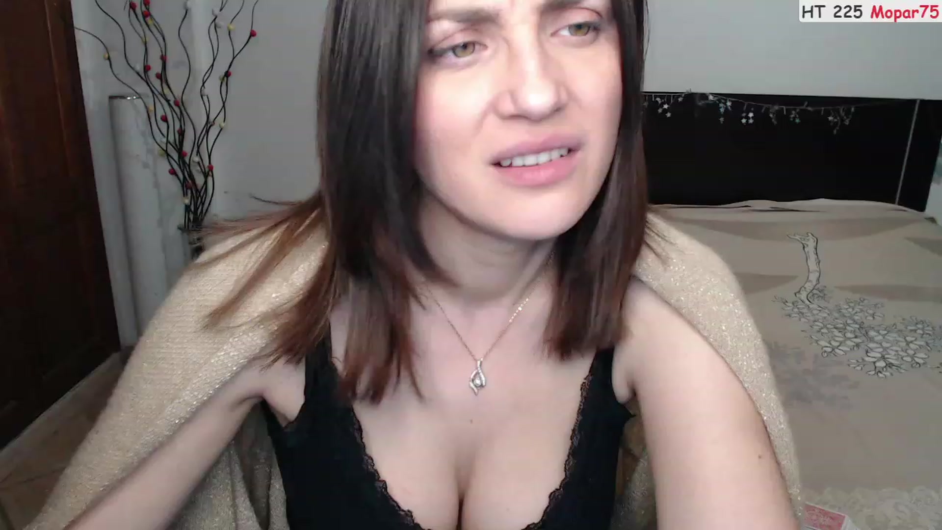 Gallery image thumbnail from Deeleerious's myfreecams stream on, 02/11/2023, 24:55 image 18 of 20