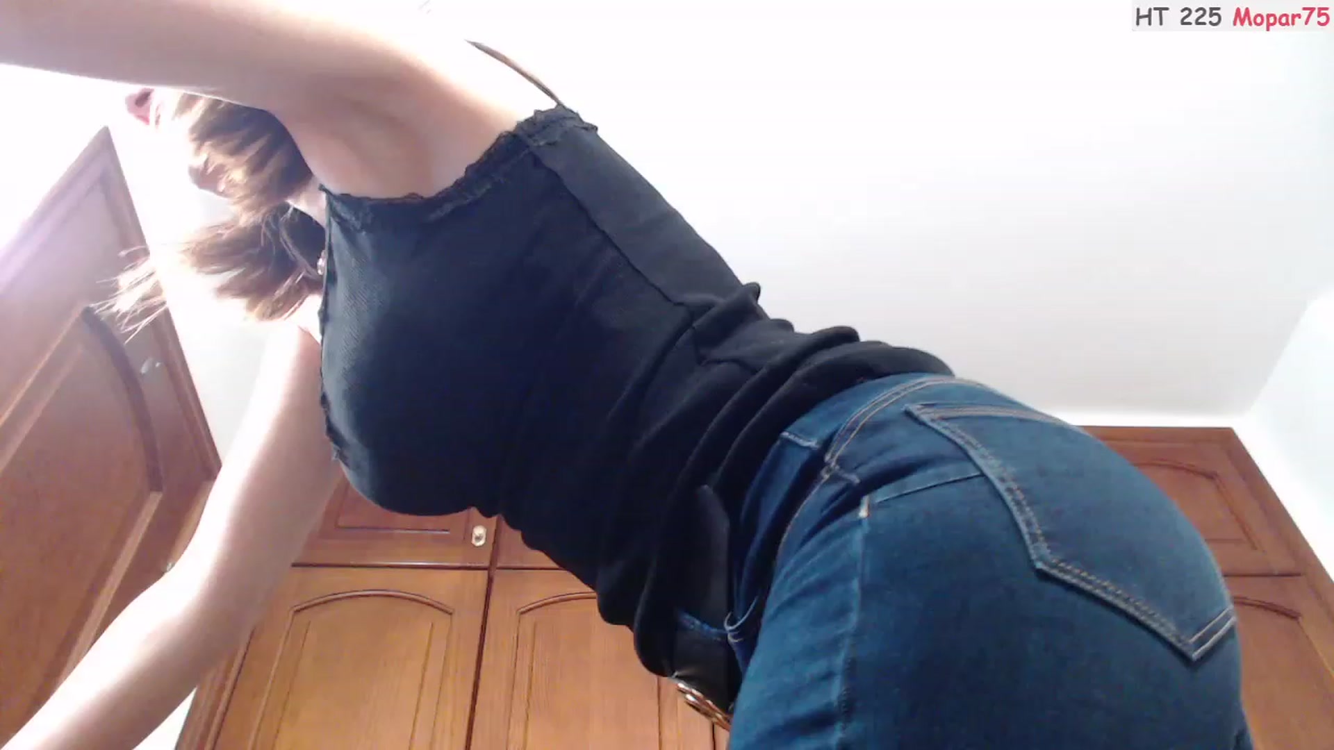 Gallery image thumbnail from Deeleerious's myfreecams stream on, 02/11/2023, 24:55 image 3 of 20