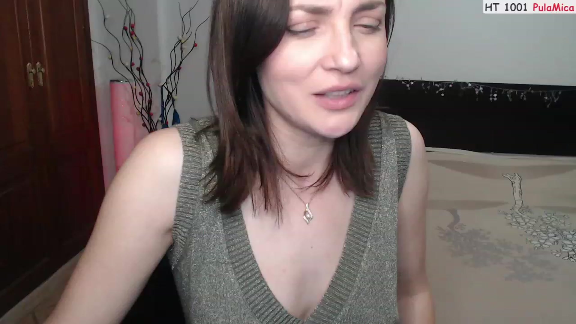 Gallery image thumbnail from Deeleerious's myfreecams stream on, 02/12/2023, 01:37 image 15 of 20