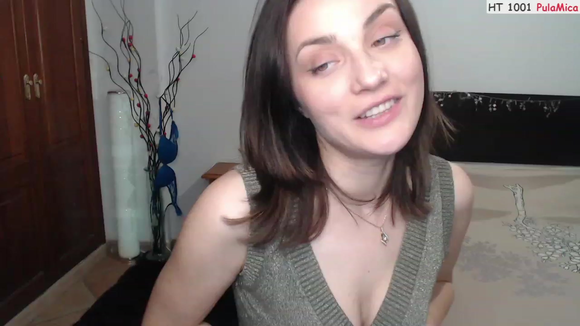 Gallery image thumbnail from Deeleerious's myfreecams stream on, 02/12/2023, 02:10 image 18 of 20