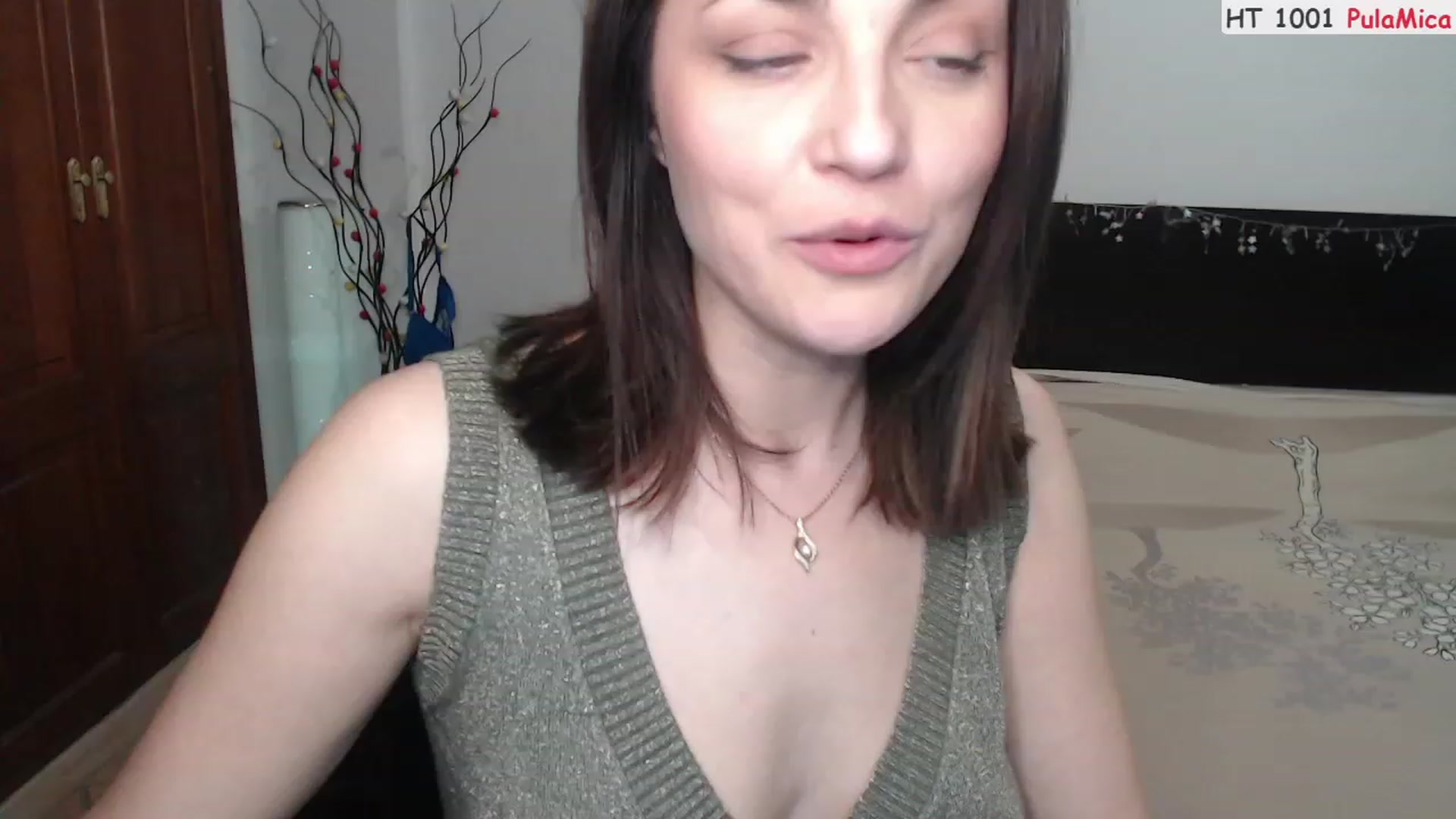 Gallery image thumbnail from Deeleerious's myfreecams stream on, 02/12/2023, 02:10 image 4 of 20
