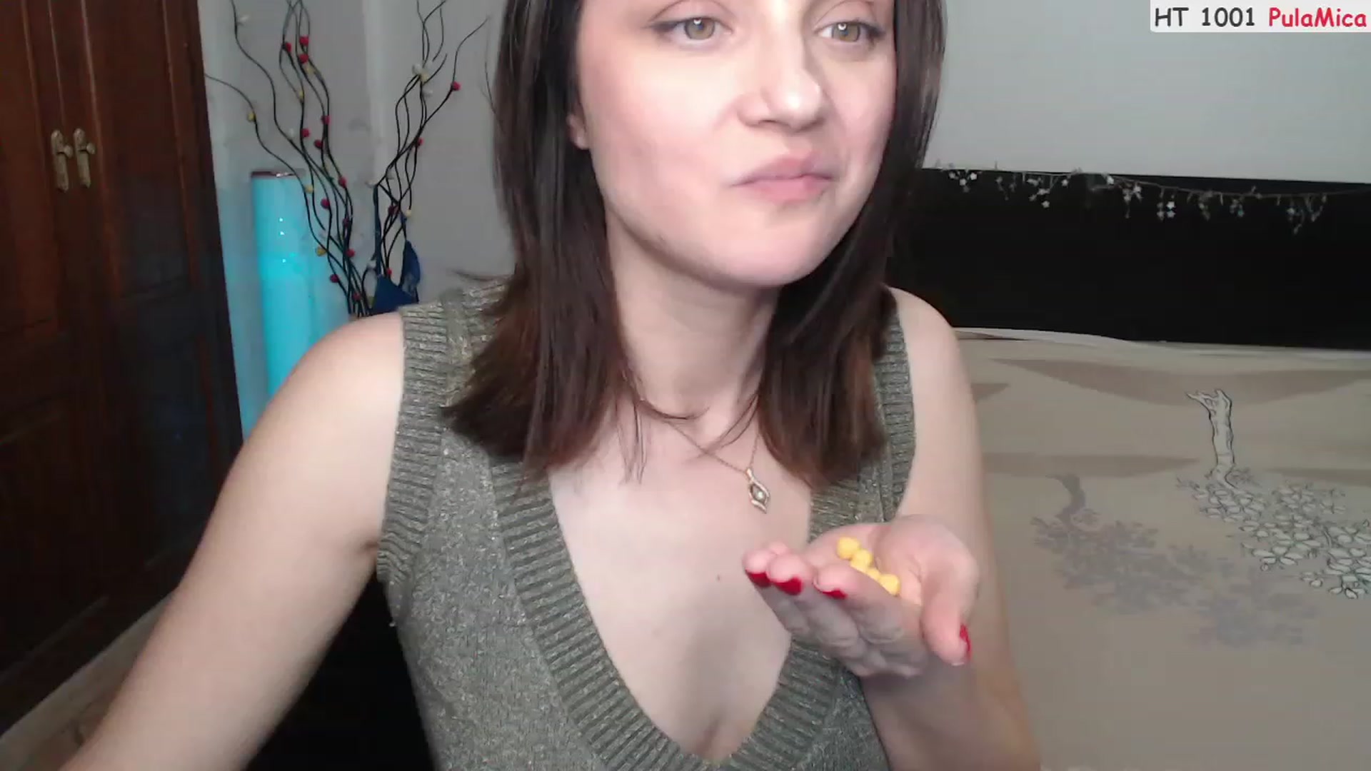 Gallery image thumbnail from Deeleerious's myfreecams stream on, 02/12/2023, 02:10 image 7 of 20
