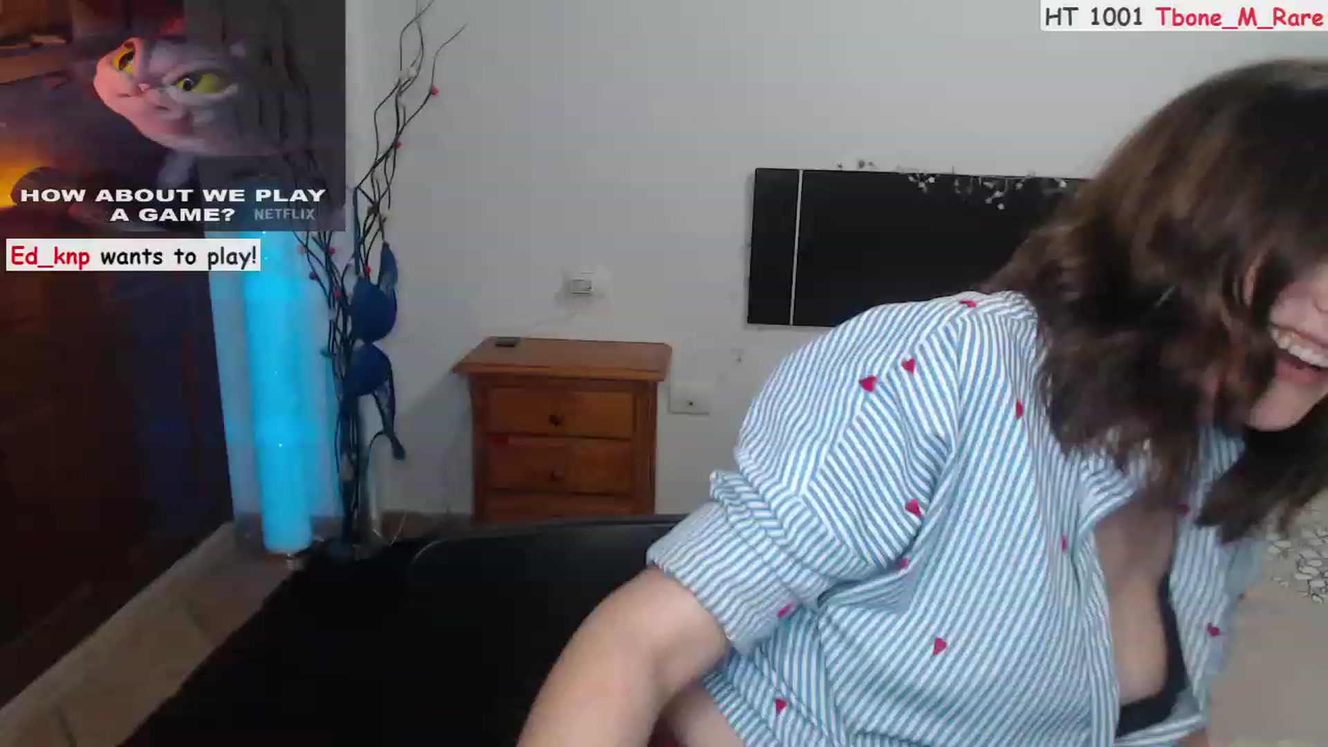 Gallery image thumbnail from Deeleerious's myfreecams stream on, 02/15/2023, 24:02 image 18 of 20