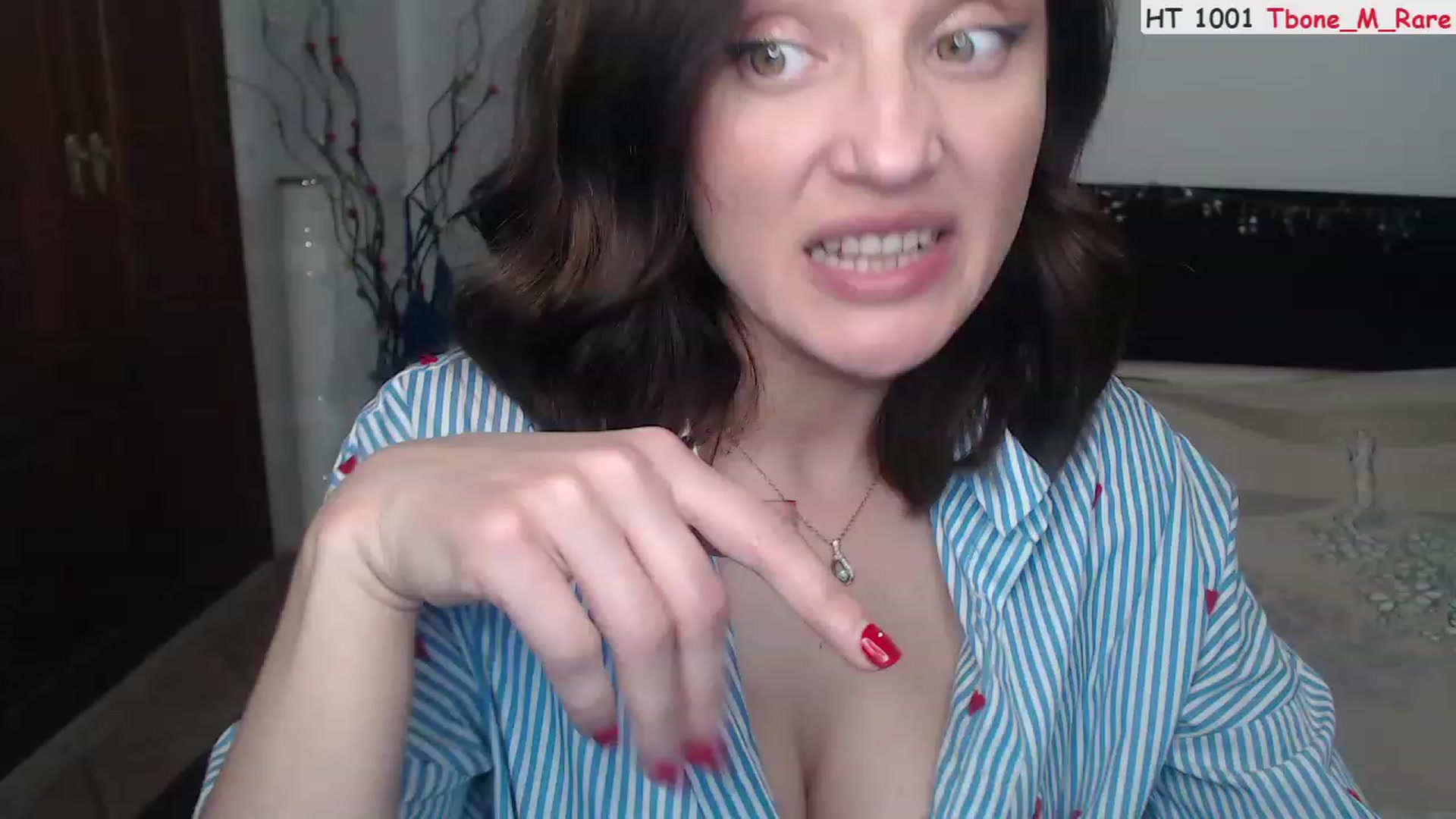 Gallery image thumbnail from Deeleerious's myfreecams stream on, 02/15/2023, 24:56 image 1 of 20