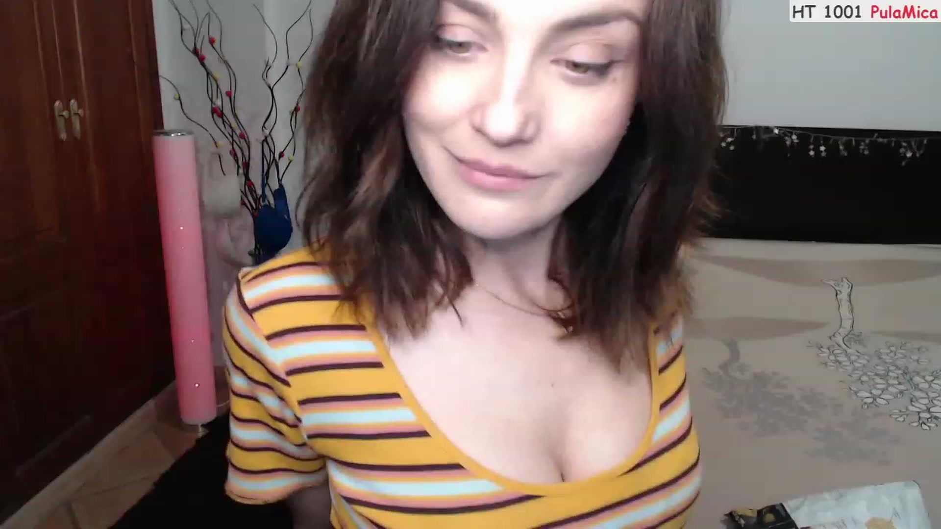 Gallery image thumbnail from Deeleerious's myfreecams stream on, 02/20/2023, 01:17 image 14 of 20