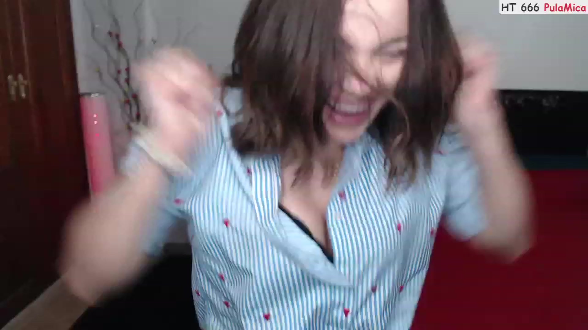 Gallery image thumbnail from Deeleerious's myfreecams stream on, 03/05/2023, 02:01 image 1 of 20