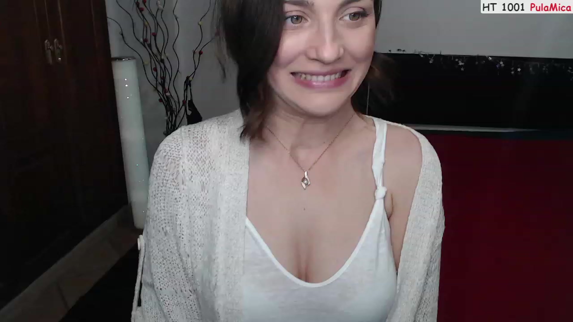 Gallery image thumbnail from Deeleerious's myfreecams stream on, 03/06/2023, 24:45 image 18 of 20
