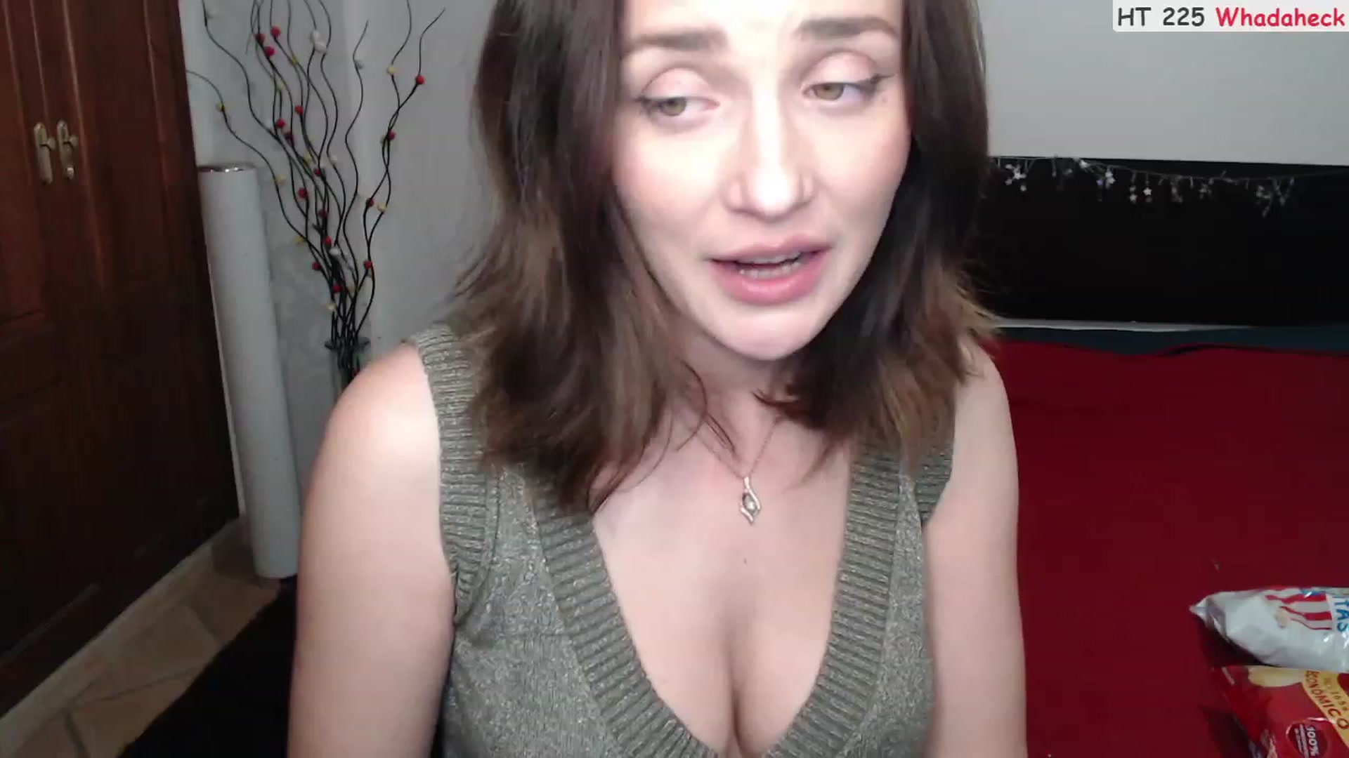 Gallery image thumbnail from Deeleerious's myfreecams stream on, 03/10/2023, 23:27 image 12 of 20