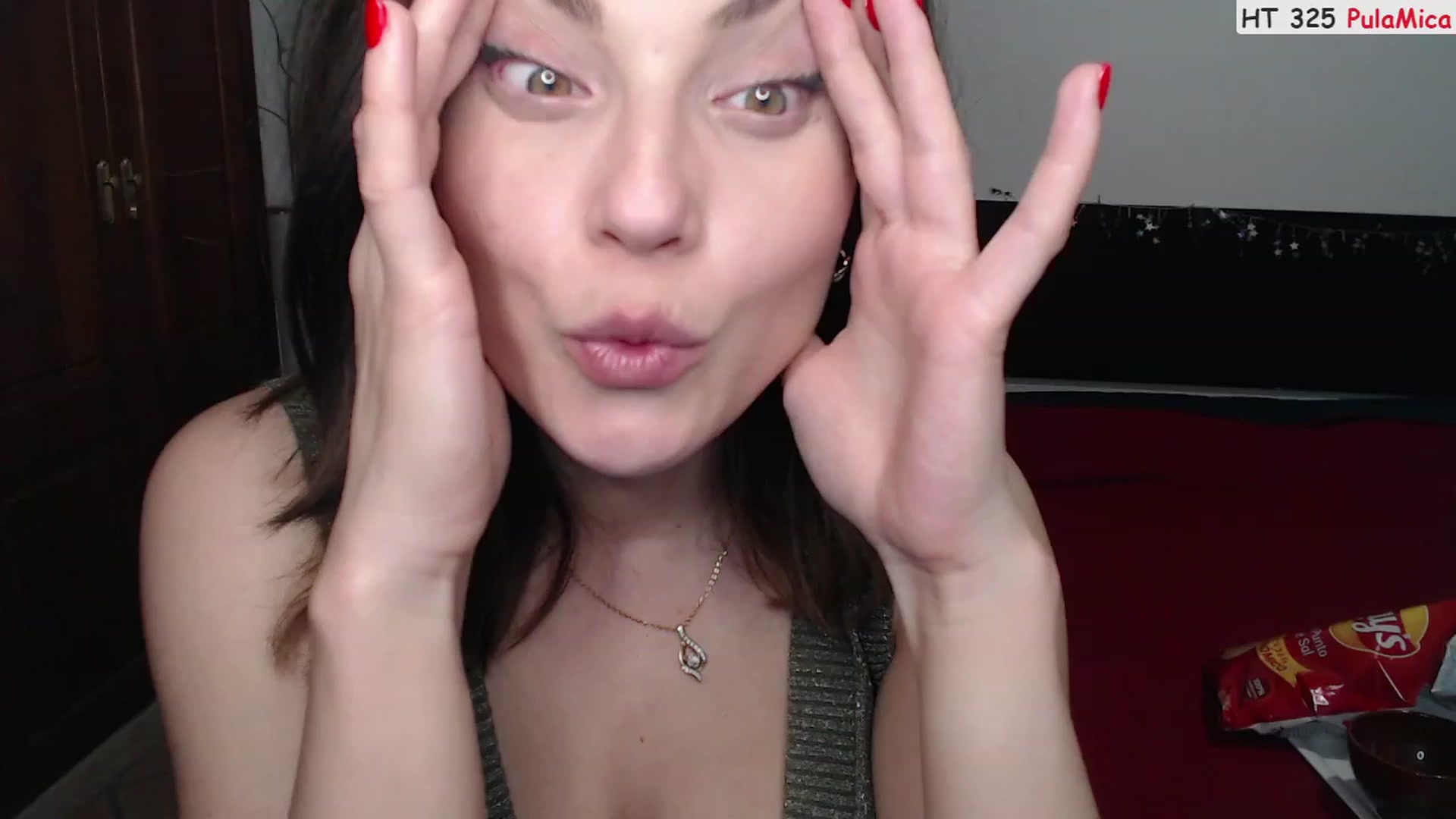 Gallery image thumbnail from Deeleerious's myfreecams stream on, 03/11/2023, 02:07 image 7 of 20