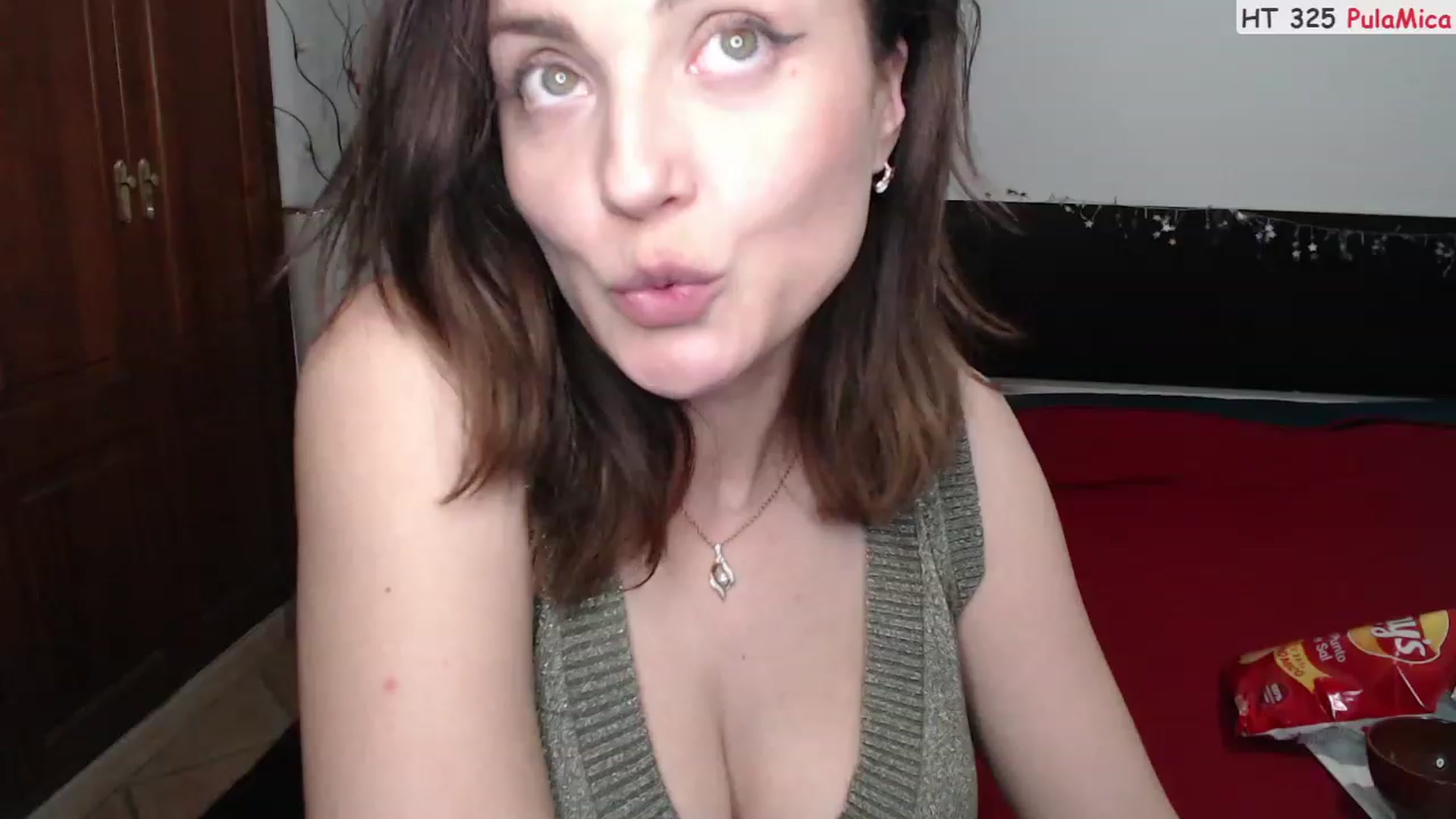 Gallery image thumbnail from Deeleerious's myfreecams stream on, 03/11/2023, 02:07 image 11 of 20