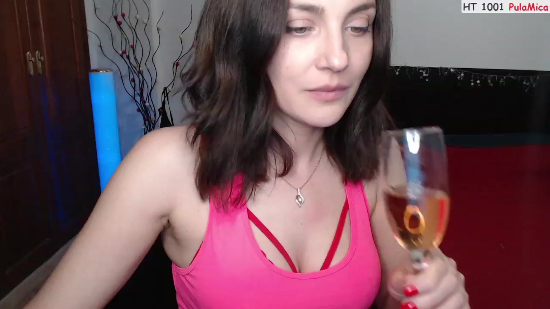 Gallery image thumbnail from Deeleerious's myfreecams stream on, 03/13/2023, 01:41 image 7 of 20