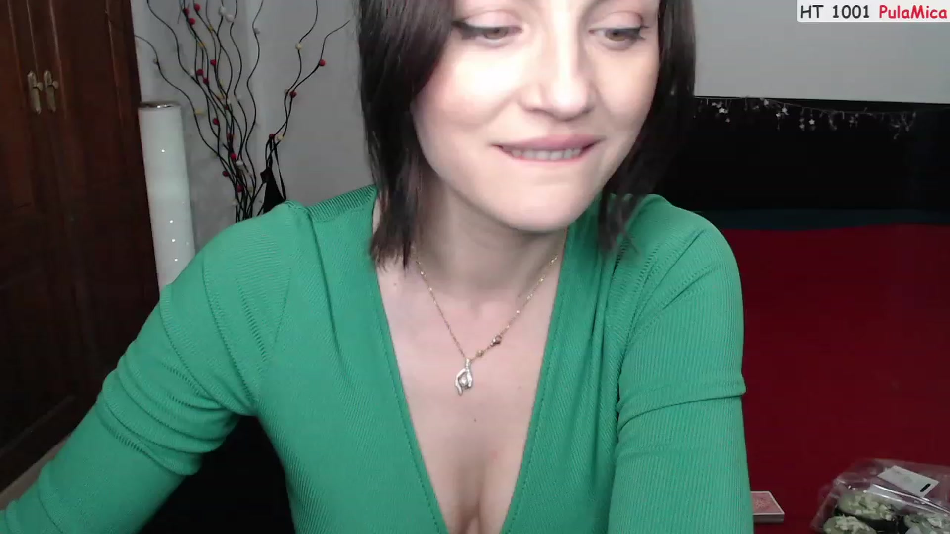 Gallery image thumbnail from Deeleerious's myfreecams stream on, 03/18/2023, 24:02 image 7 of 20