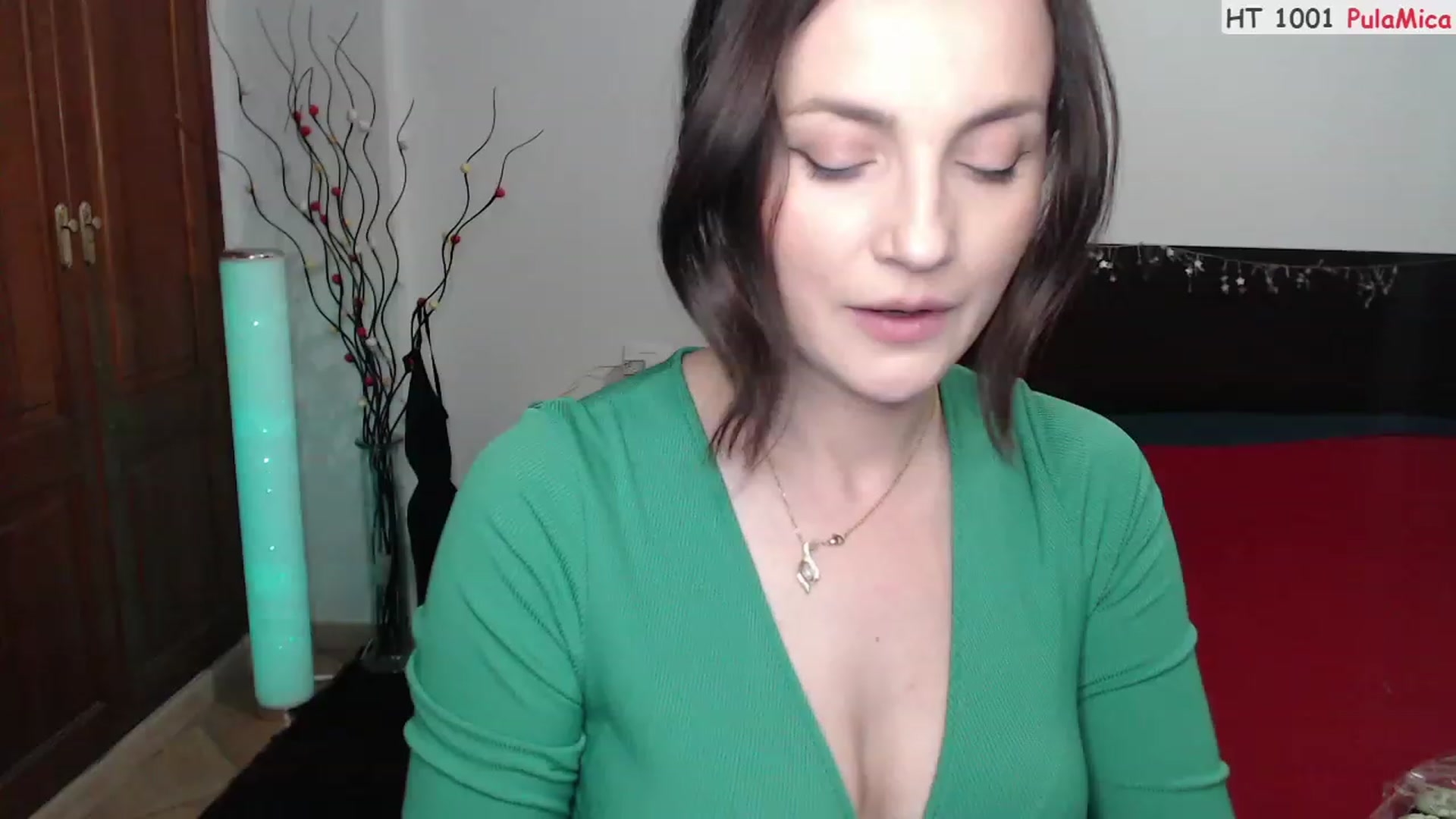 Gallery image thumbnail from Deeleerious's myfreecams stream on, 03/18/2023, 24:02 image 10 of 20