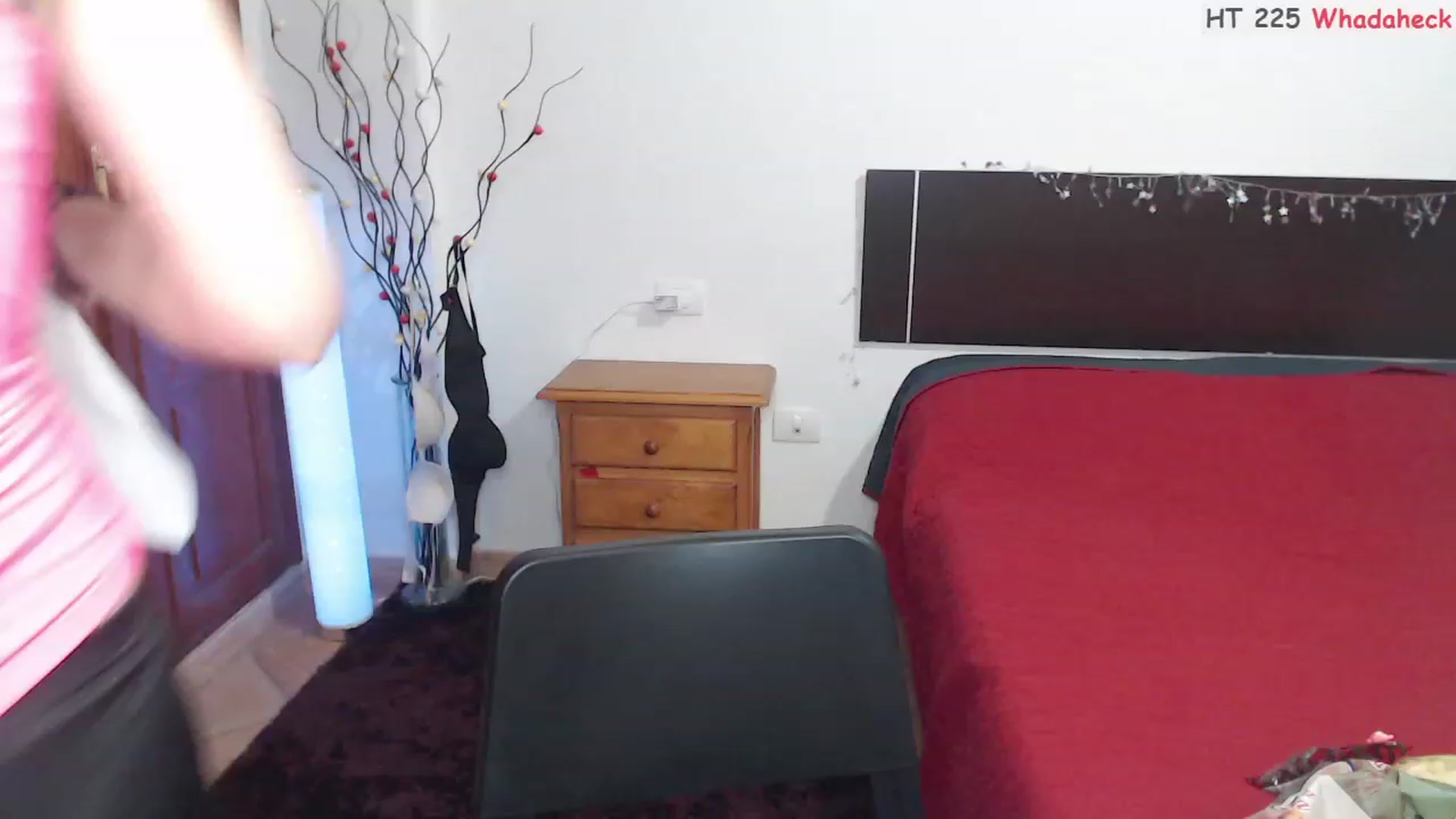 Gallery image thumbnail from Deeleerious's myfreecams stream on, 03/19/2023, 23:20 image 7 of 20