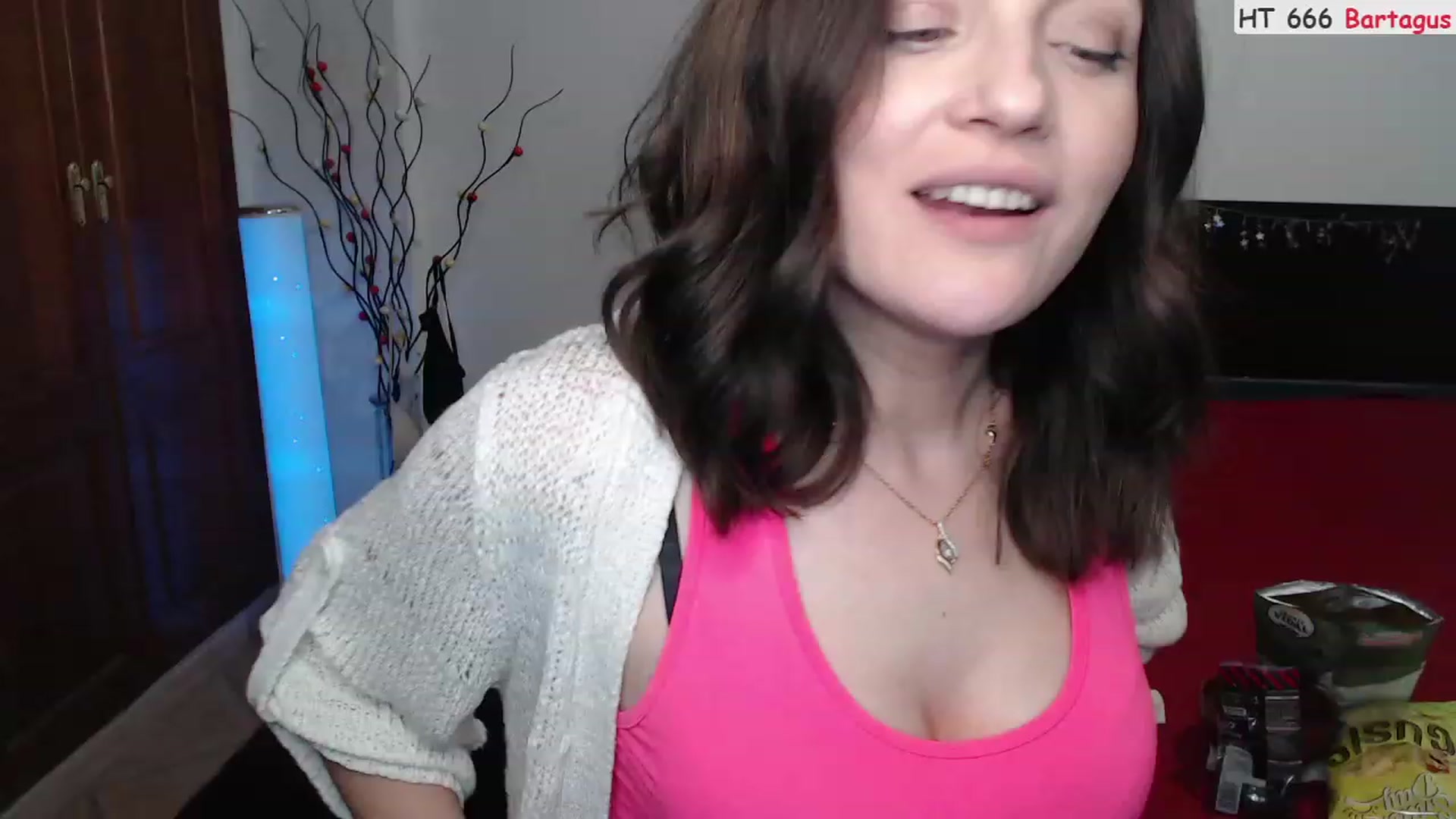 Gallery image thumbnail from Deeleerious's myfreecams stream on, 03/20/2023, 02:21 image 13 of 20