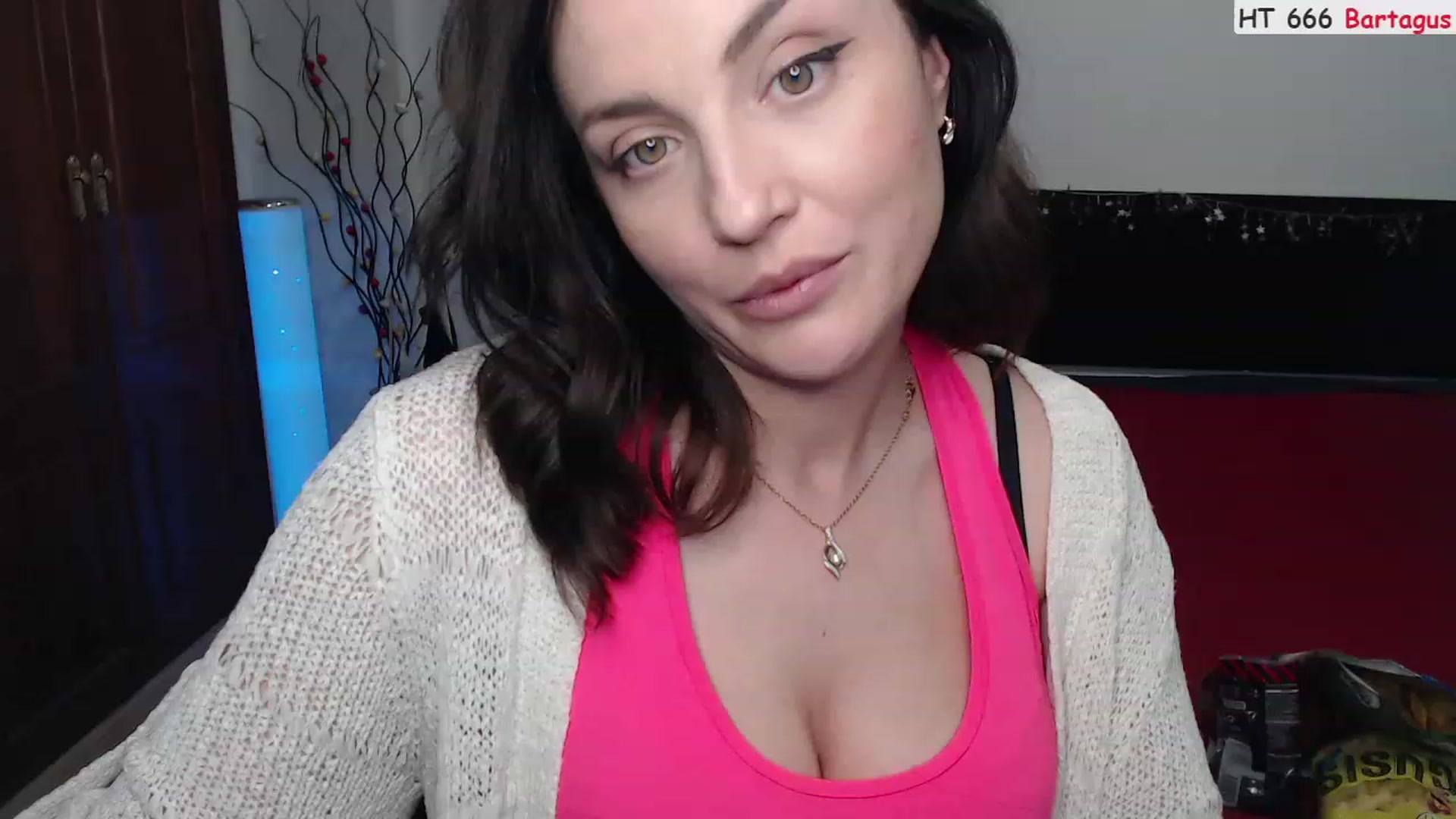 Gallery image thumbnail from Deeleerious's myfreecams stream on, 03/20/2023, 02:21 image 7 of 20