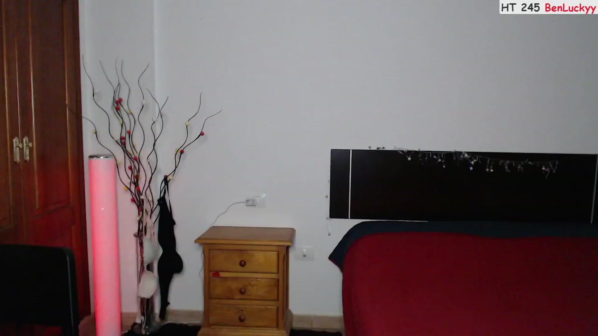 Gallery image thumbnail from Deeleerious's myfreecams stream on, 03/26/2023, 24:15 image 14 of 20
