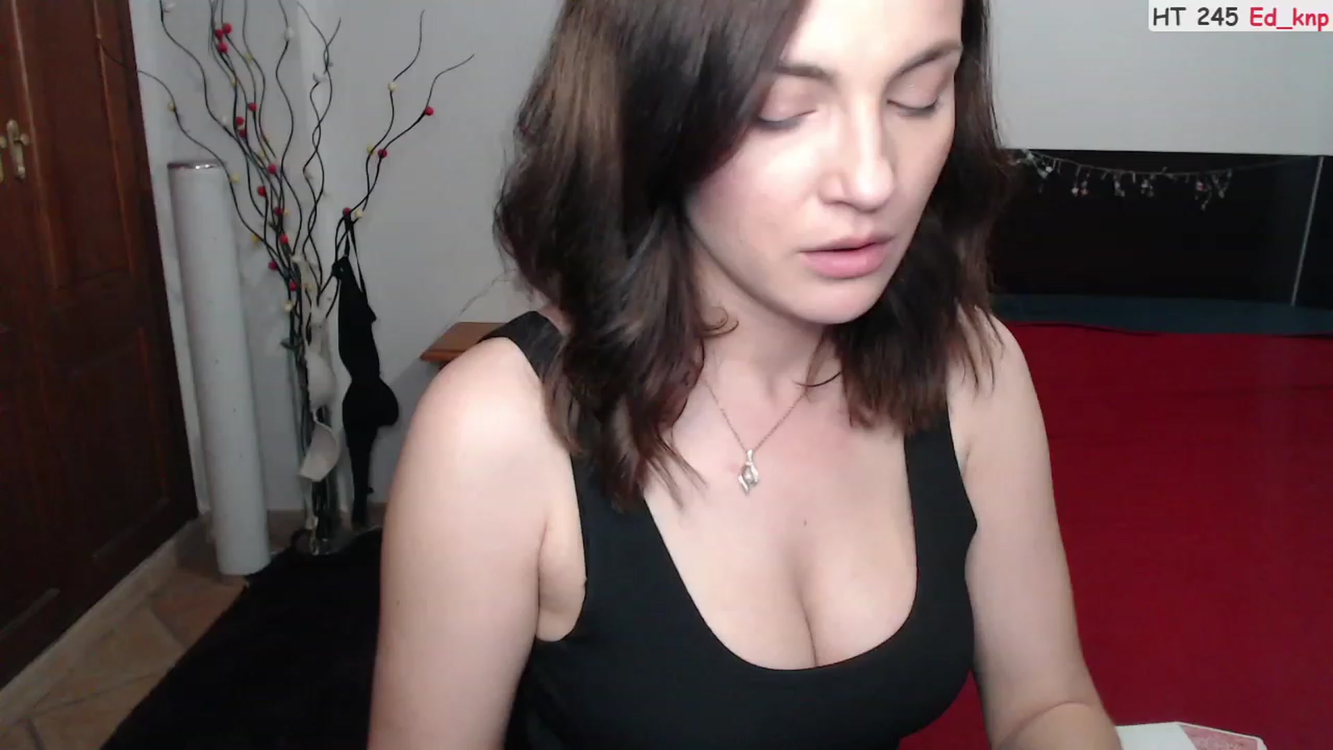 Gallery image thumbnail from Deeleerious's myfreecams stream on, 04/01/2023, 24:46 image 1 of 20