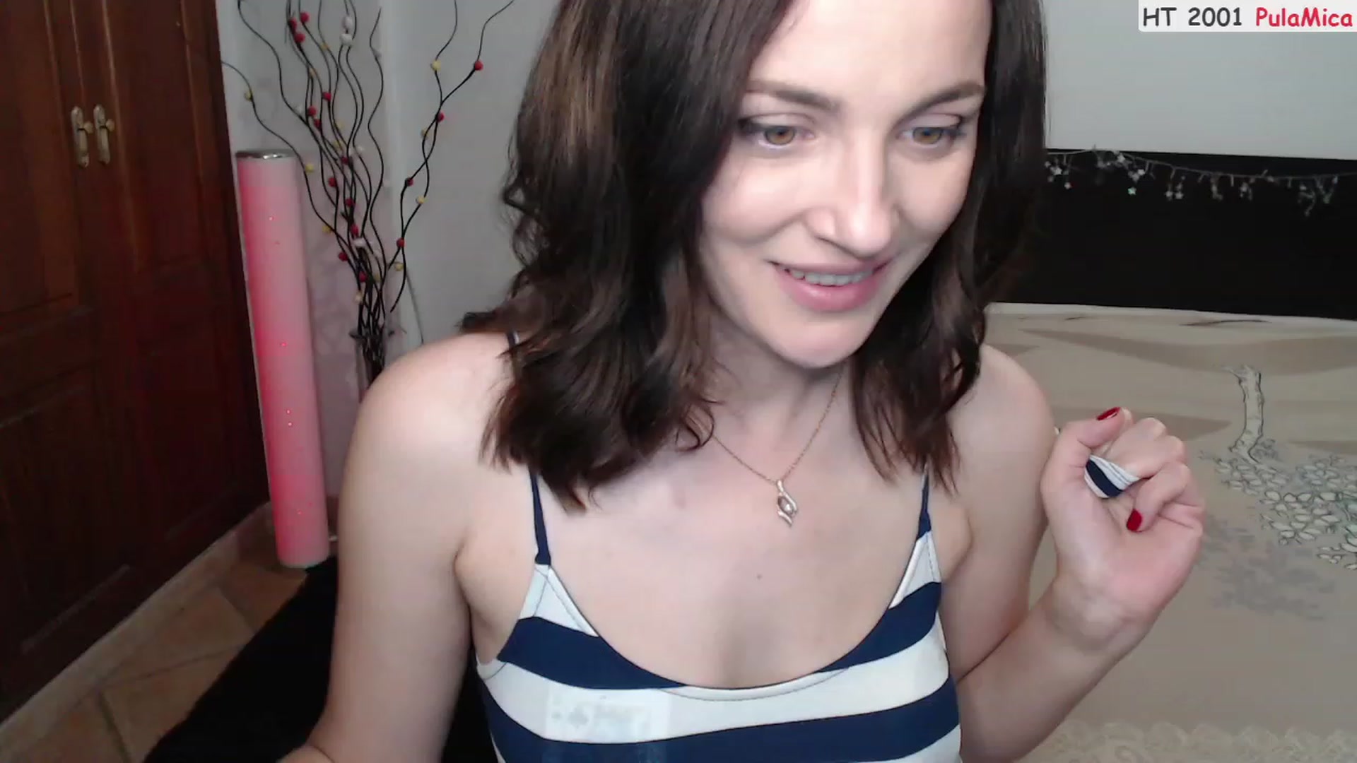 Gallery image thumbnail from Deeleerious's myfreecams stream on, 04/02/2023, 24:36 image 15 of 20