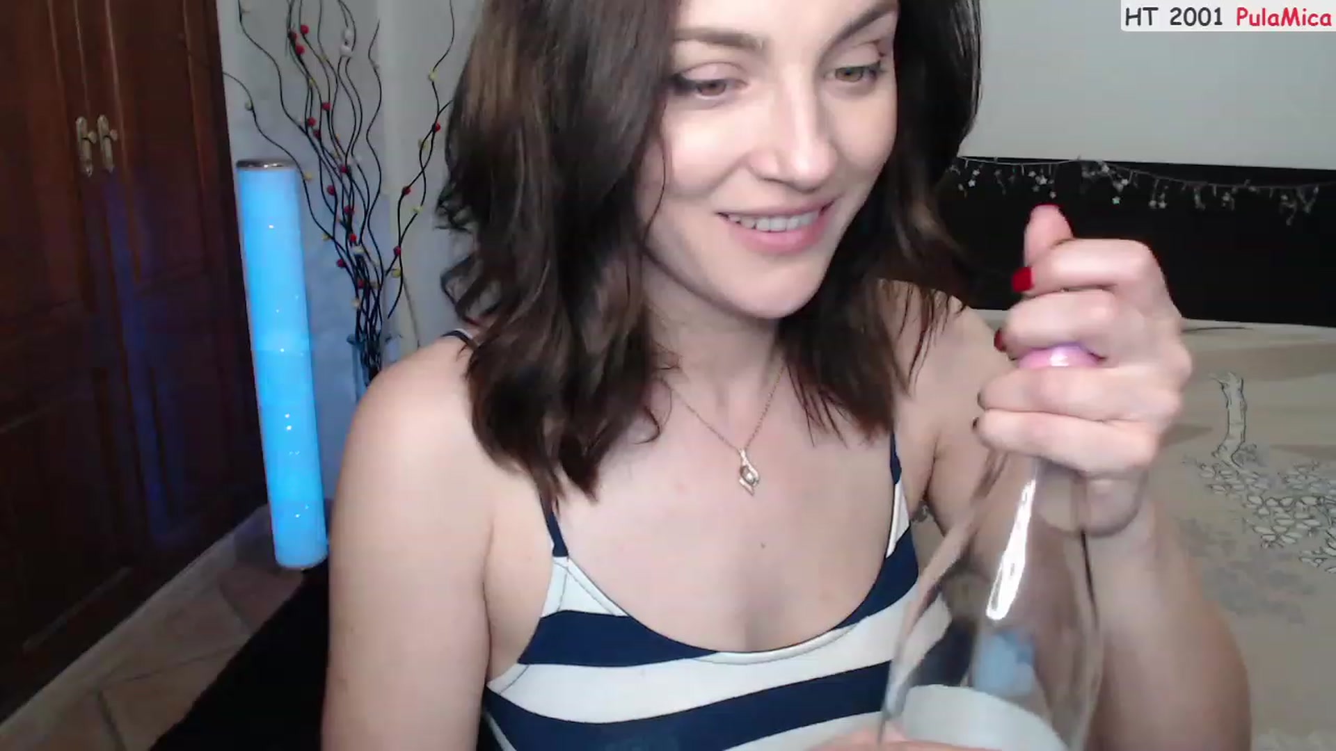 Gallery image thumbnail from Deeleerious's myfreecams stream on, 04/02/2023, 24:52 image 16 of 20