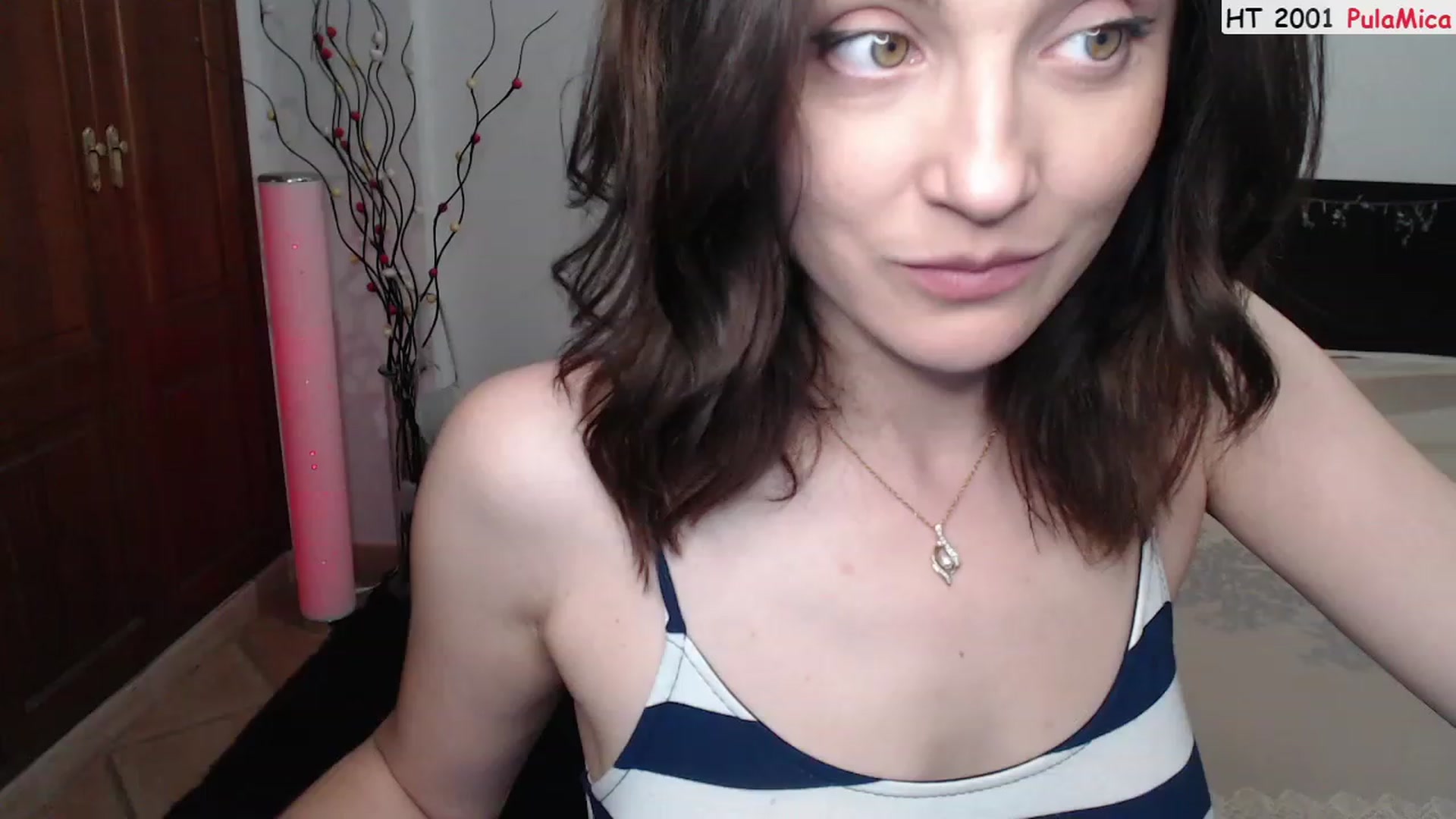 Gallery image thumbnail from Deeleerious's myfreecams stream on, 04/02/2023, 24:52 image 17 of 20