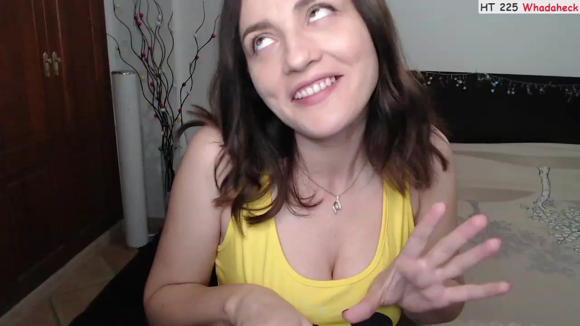 Gallery image thumbnail from Deeleerious's myfreecams stream on, 04/02/2023, 22:23 image 14 of 20