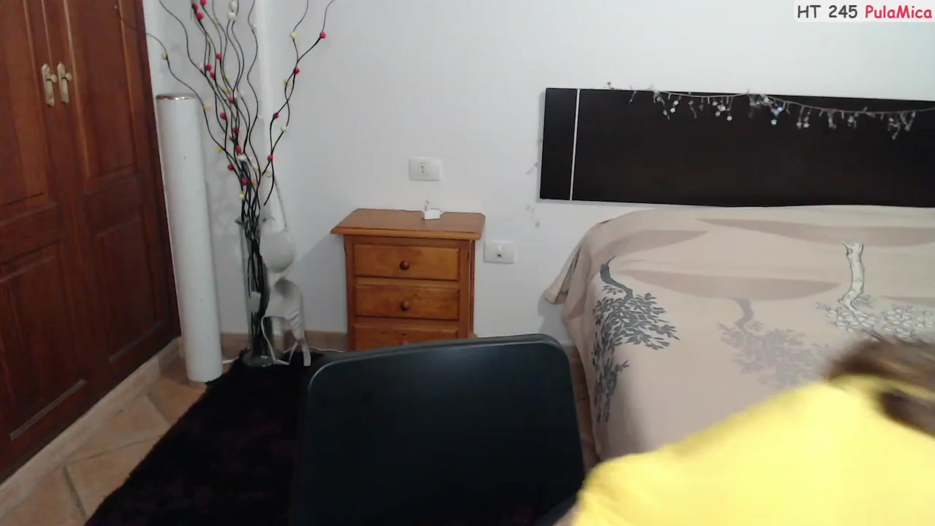 Gallery image thumbnail from Deeleerious's myfreecams stream on, 04/02/2023, 22:43 image 13 of 20