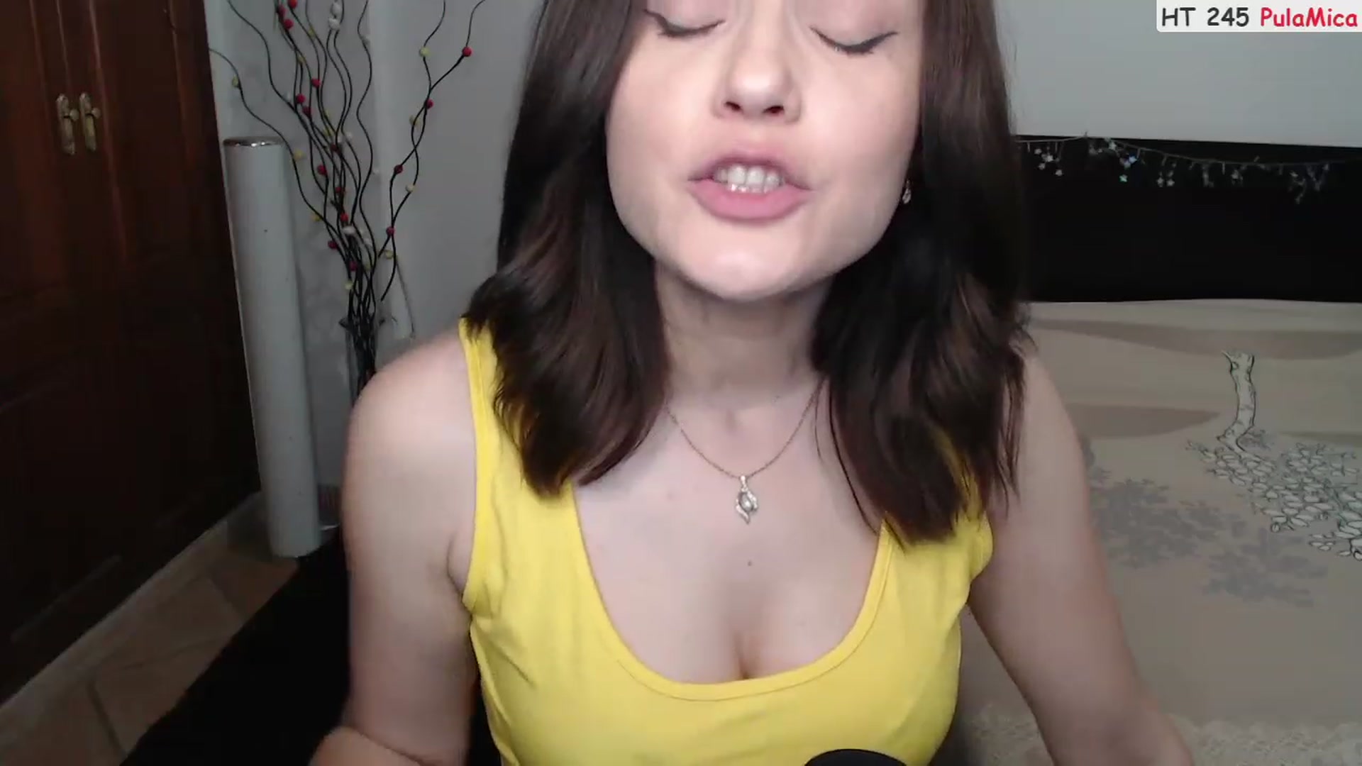 Gallery image thumbnail from Deeleerious's myfreecams stream on, 04/02/2023, 22:43 image 9 of 20