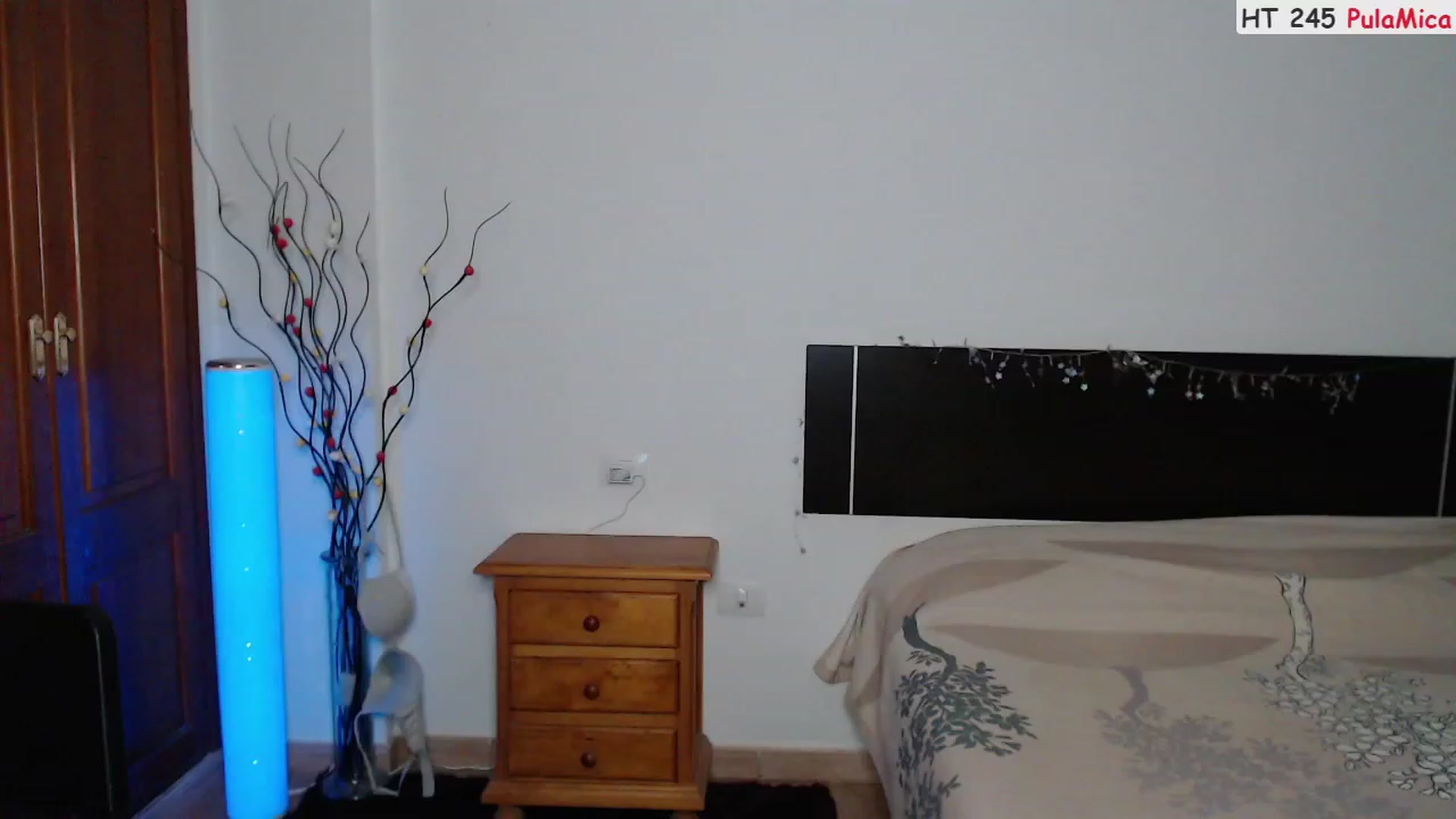 Gallery image thumbnail from Deeleerious's myfreecams stream on, 04/03/2023, 24:04 image 6 of 20