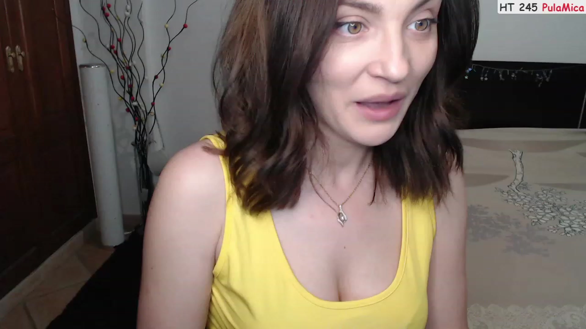 Gallery image thumbnail from Deeleerious's myfreecams stream on, 04/03/2023, 24:04 image 2 of 20